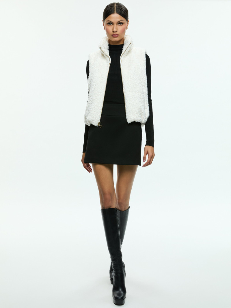 ROBENA TEDDY PUFFER VEST WITH DETACHABLE HOOD 6