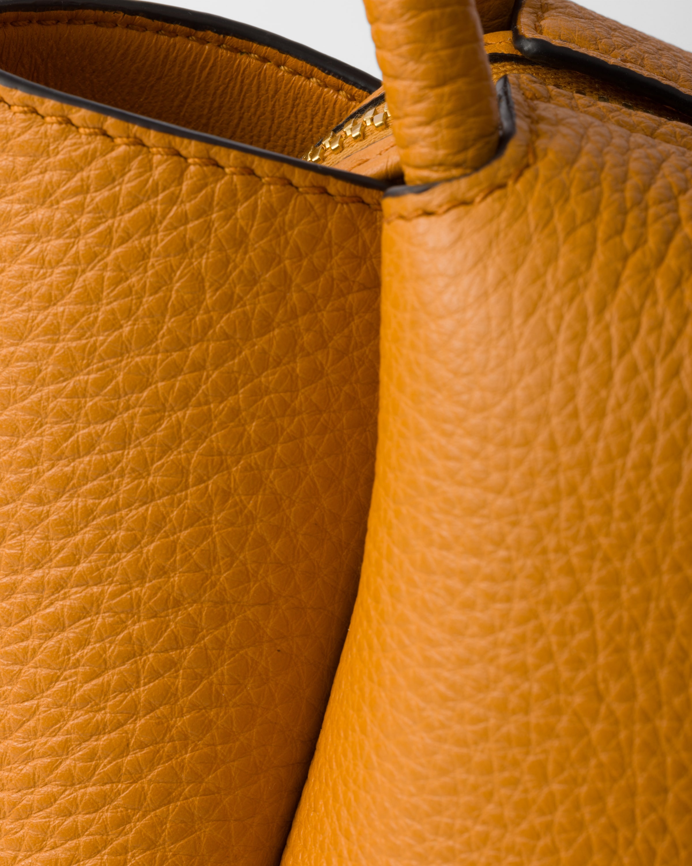 Small leather bag - 6