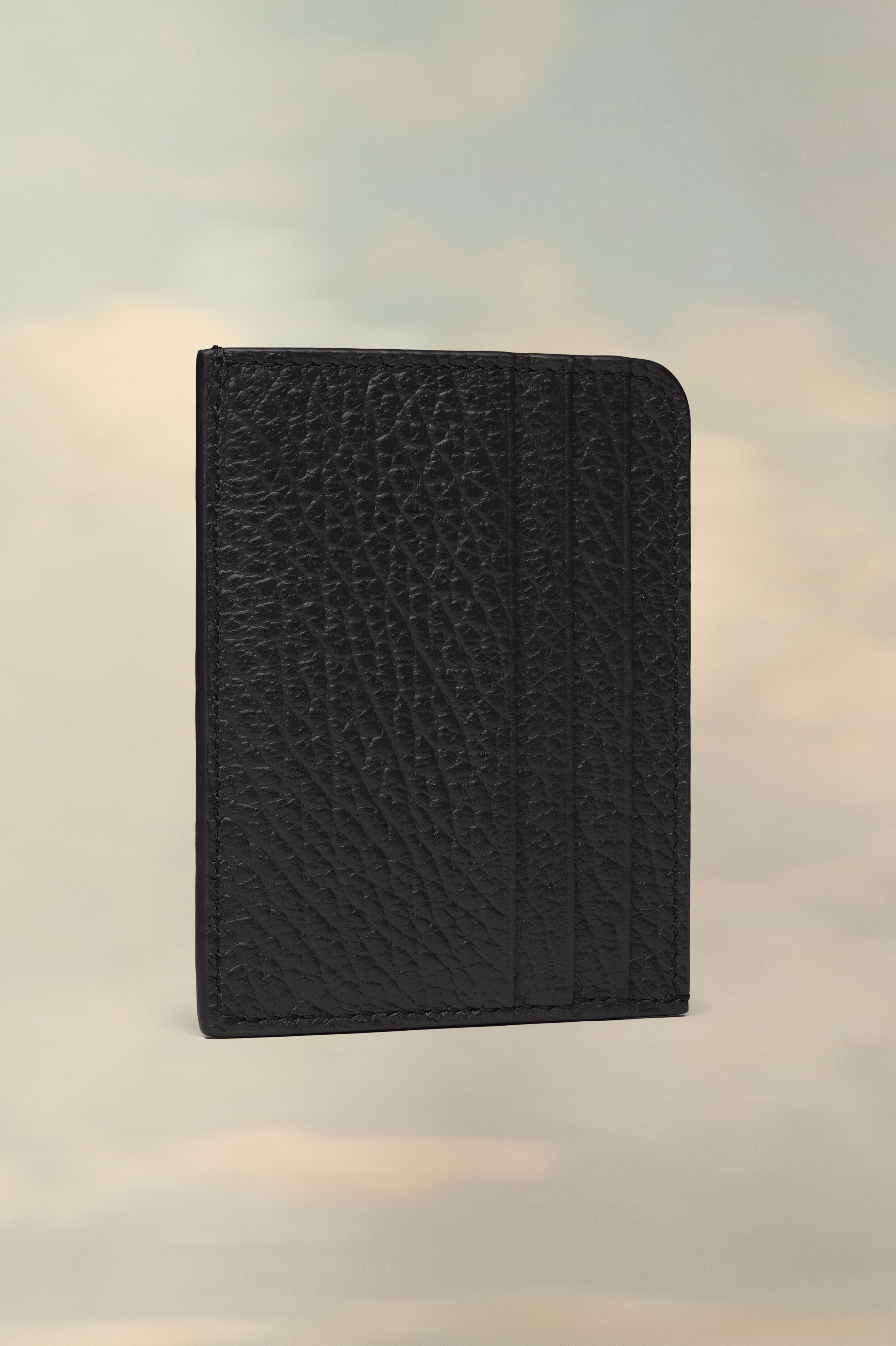 Four stitches card holder - 1