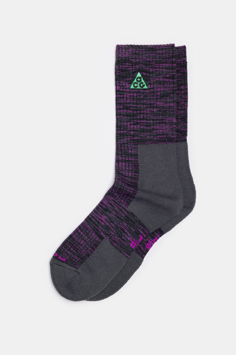 Nike ACG Everyday Cushioned Crew Socks in Black/Anthracite/Vivid Purple/Black outlook