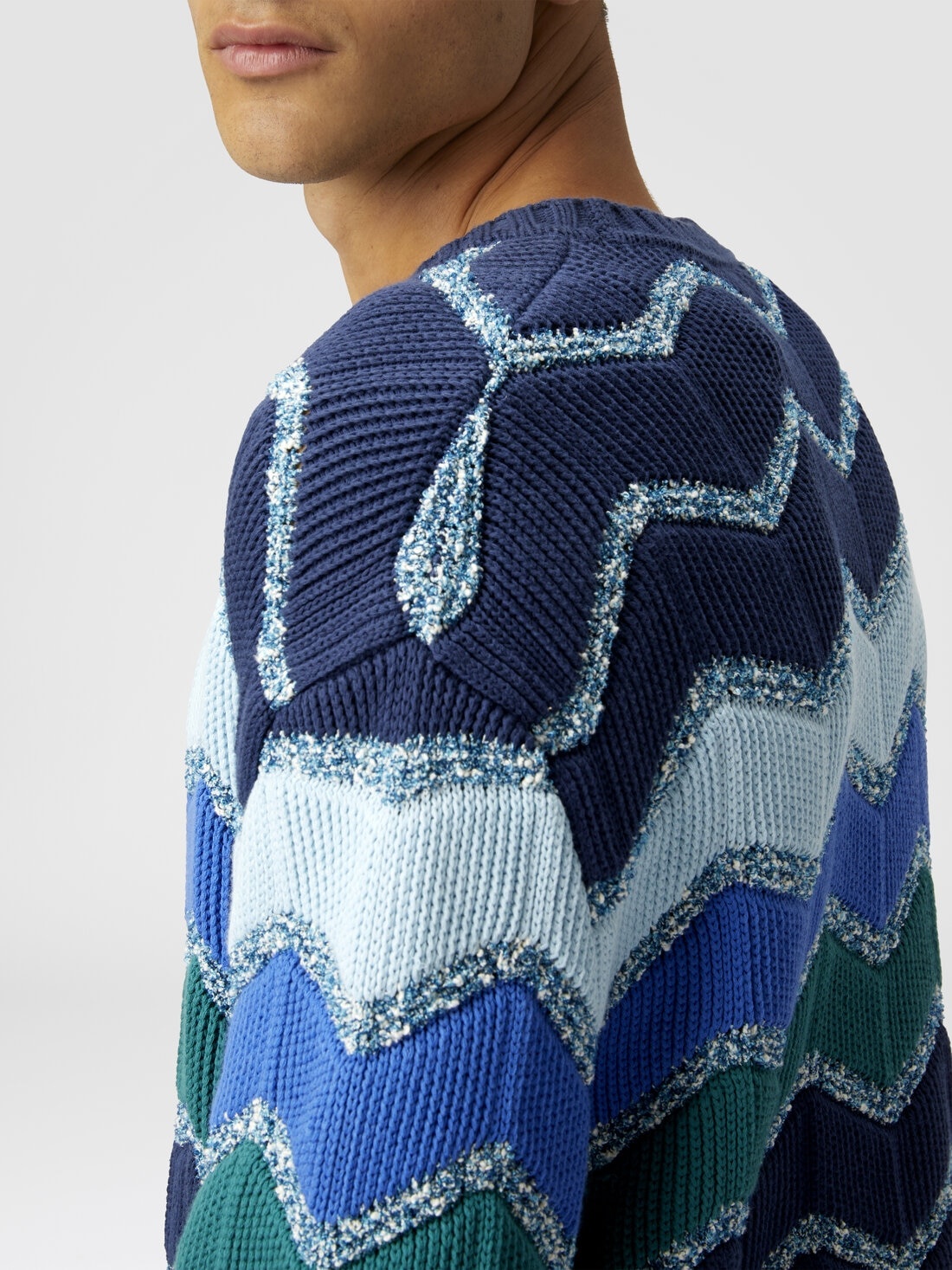 Crew-neck pullover with macro zigzag and mélange details - 5
