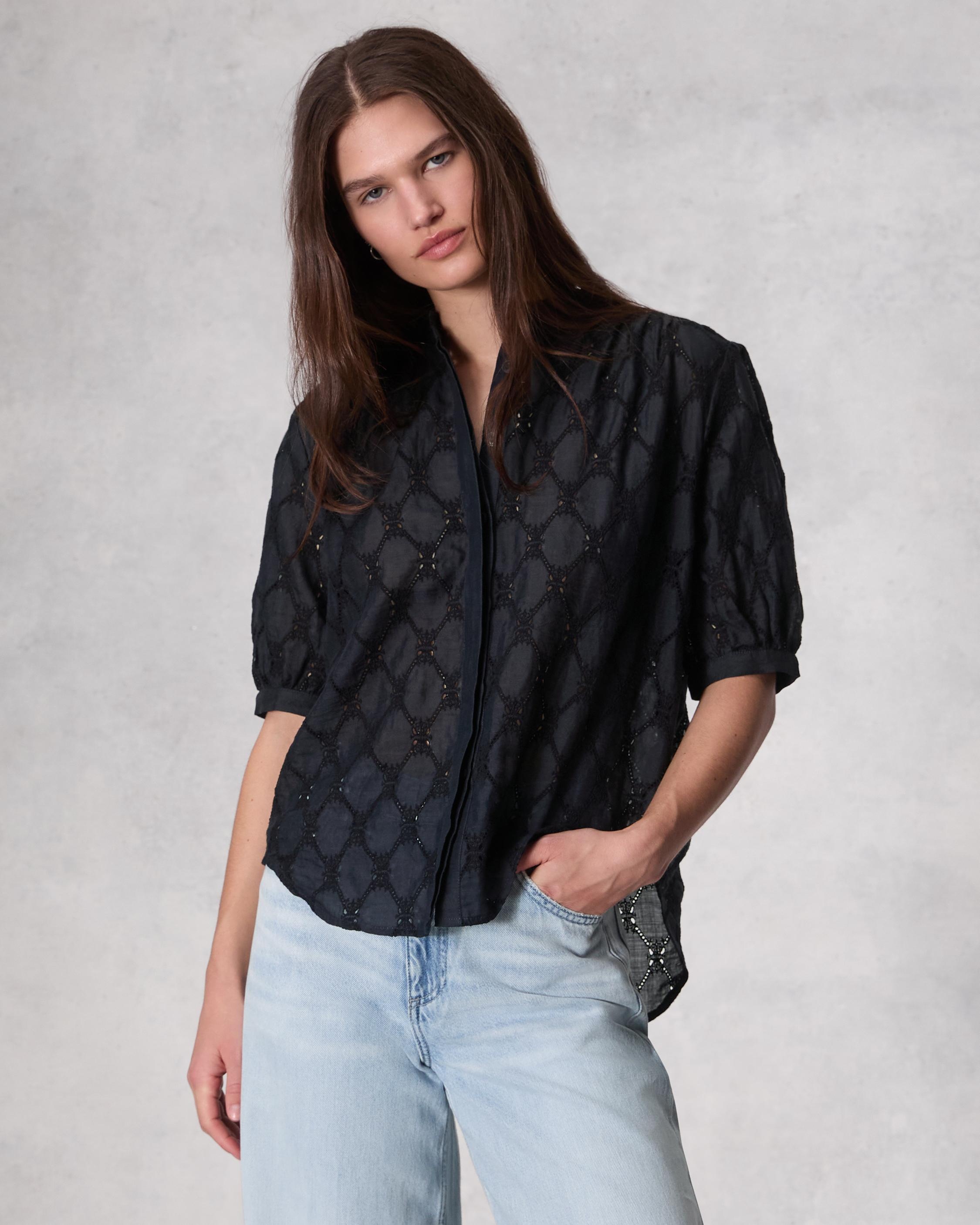 Jordan Embroidered Ramie Top
Classic Fit - 2