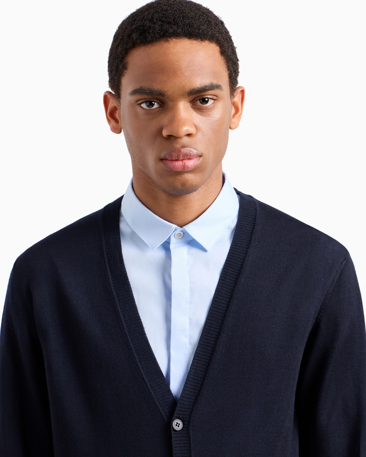 Plain-knit, virgin-wool V-neck cardigan - 5