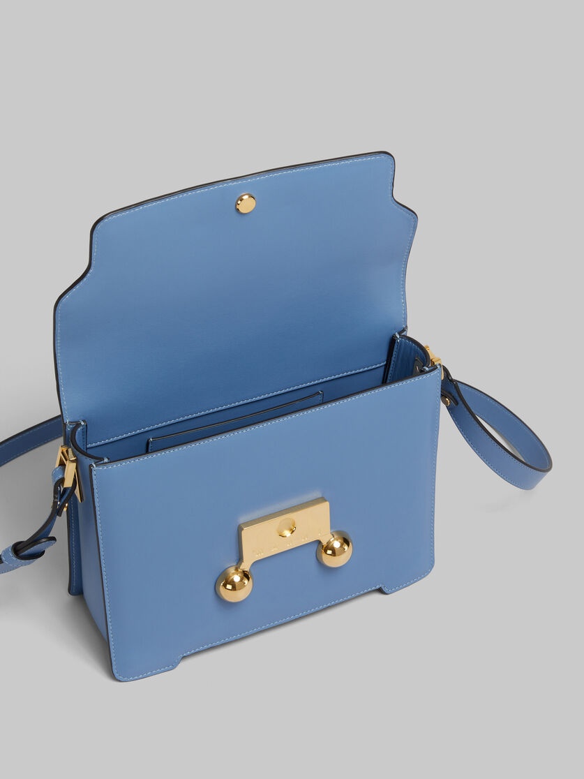BLUE LEATHER TRUNKAROO MEDIUM SHOULDER BAG - 4