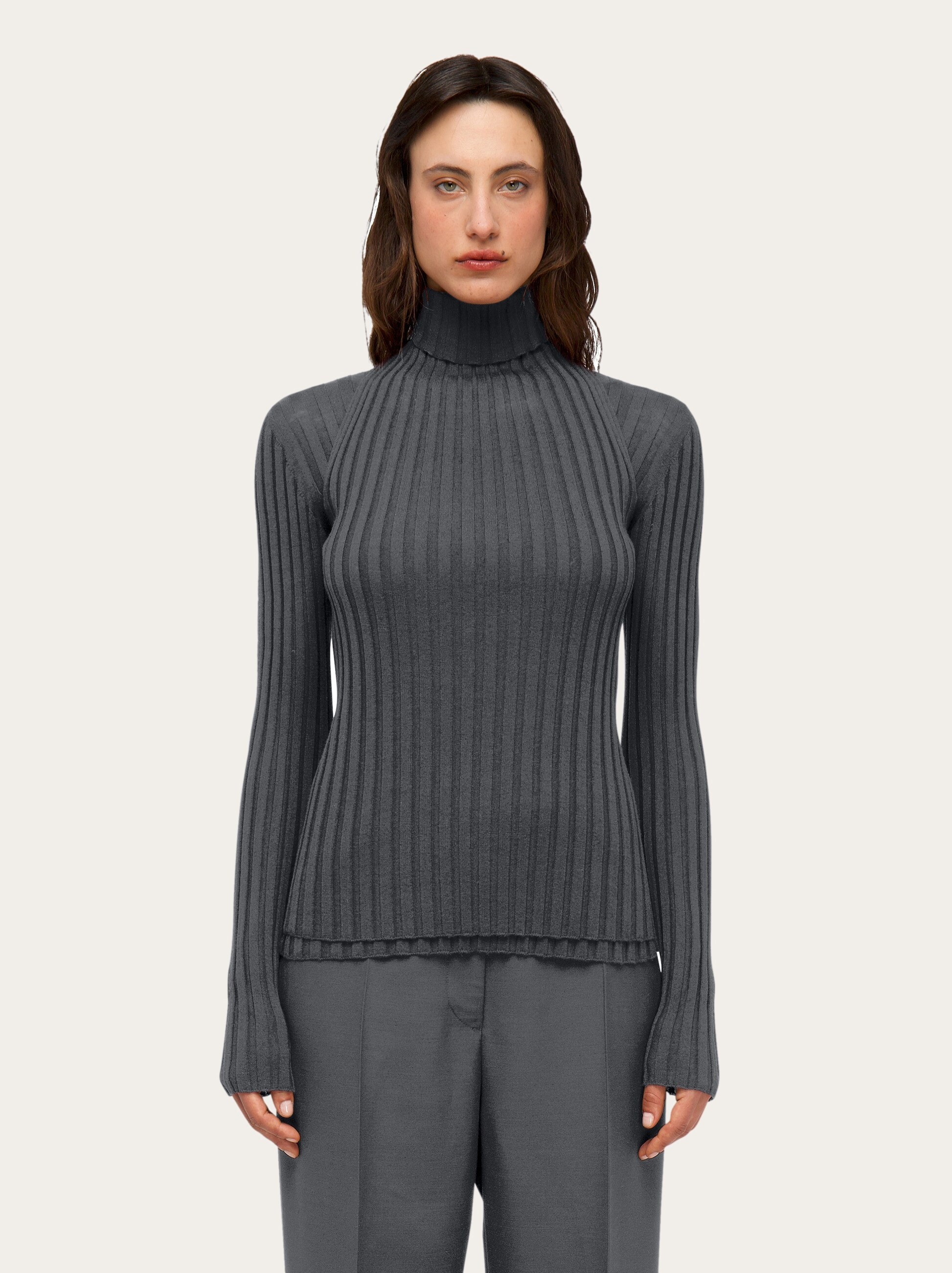 Layered turtleneck - 2