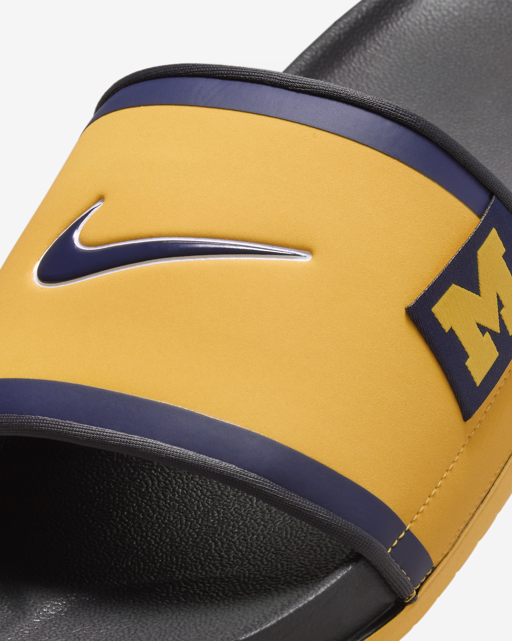 Nike College Offcourt (Michigan) Slides - 6