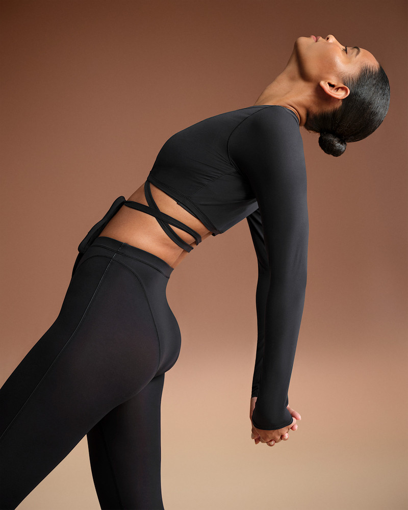 NikeSKIMS Weightless Layers Women's Long-Sleeve Wrap Top 3