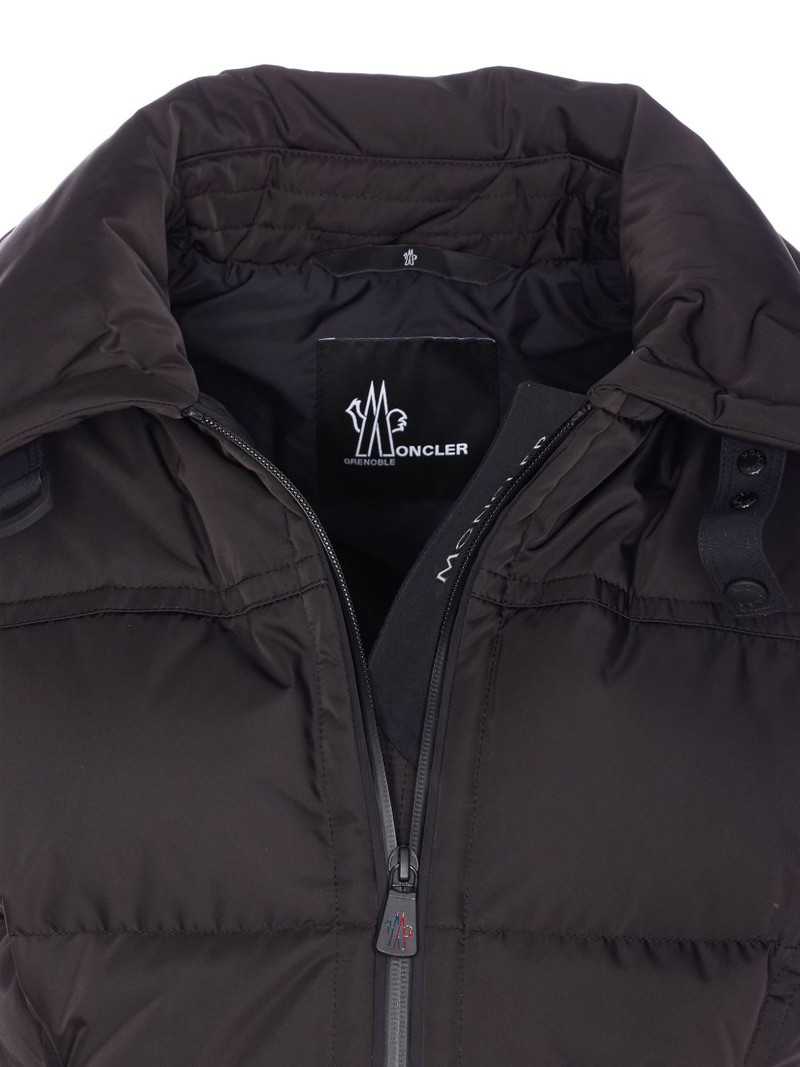polo-collar padded gilet 3