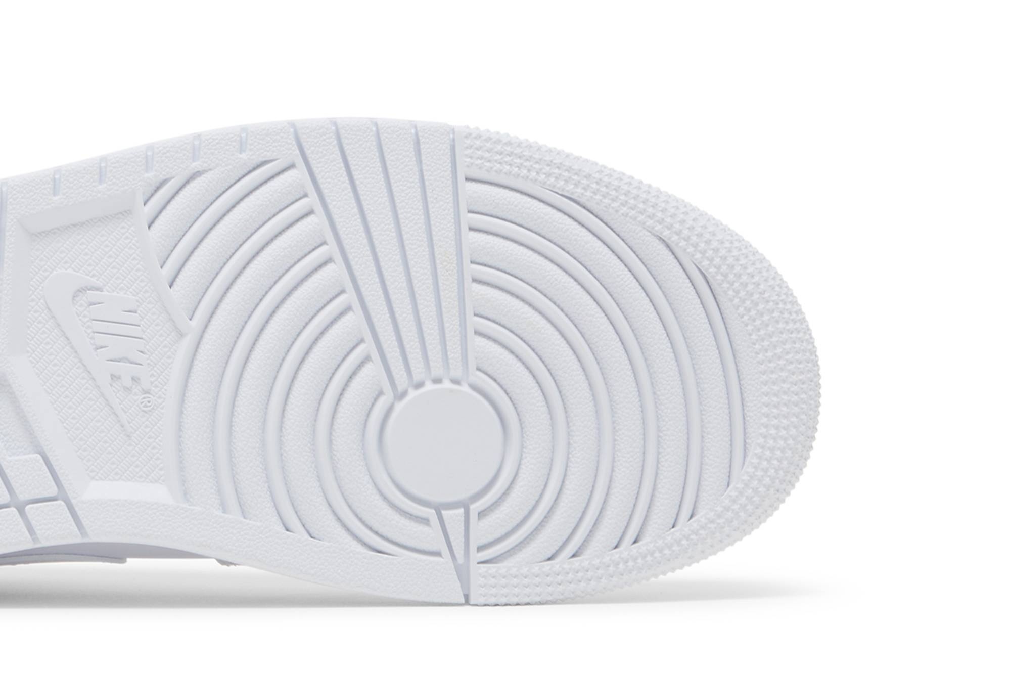 Air Jordan 1 Low 'Triple White' 2022 - 5