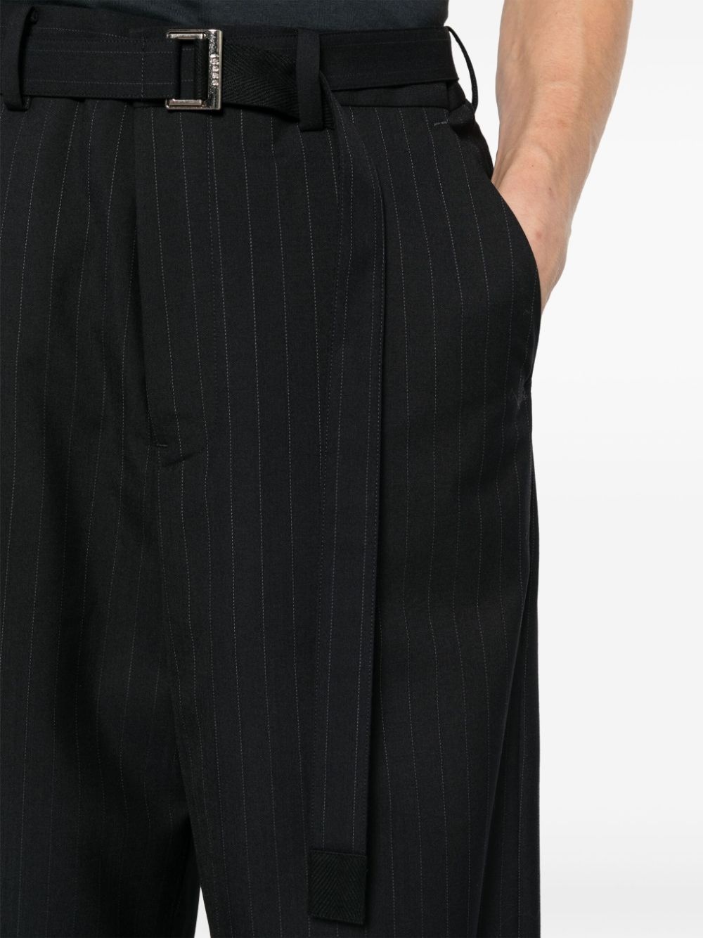 pinstripe-pattern trousers - 5