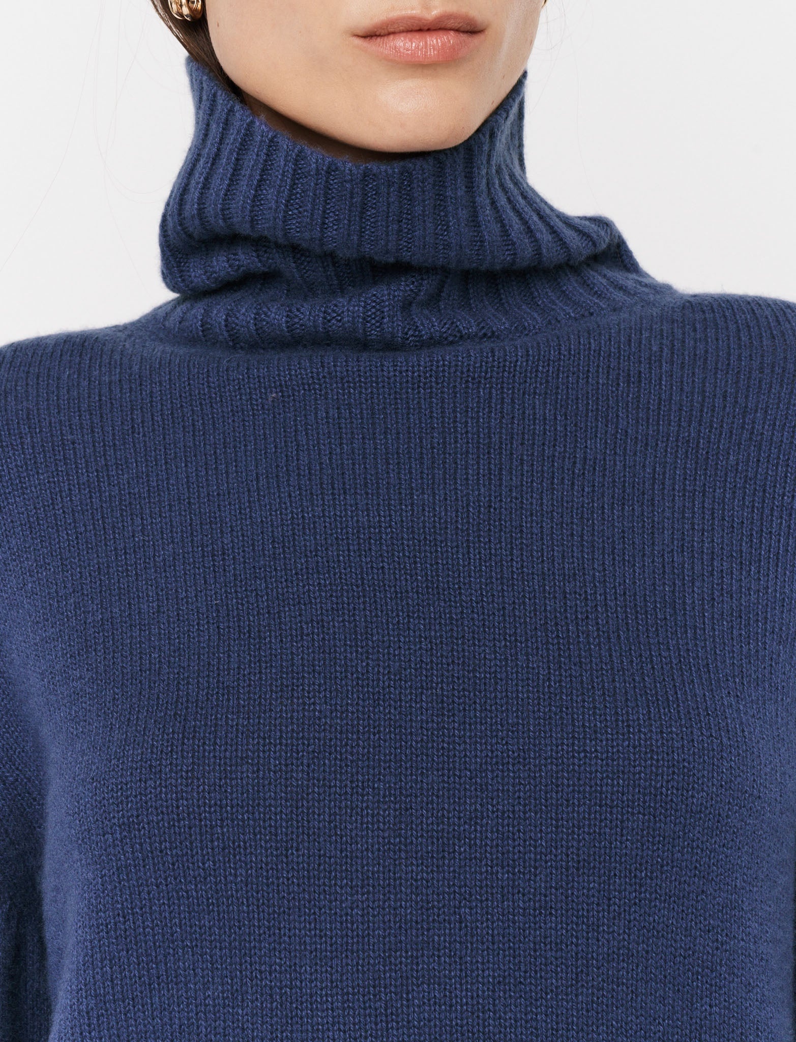 Open Cashmere High Neck Jumper - 5