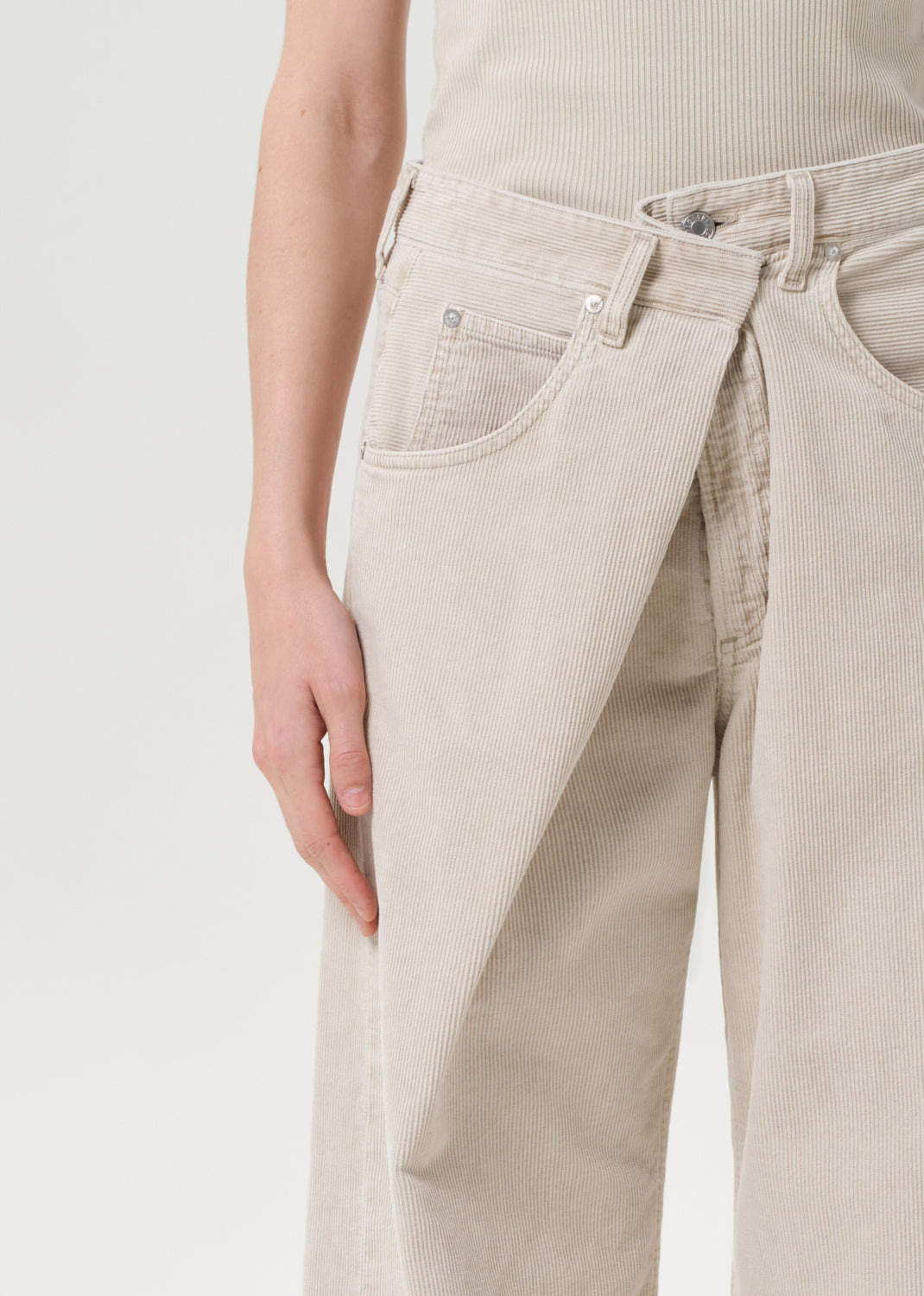 VANA FOLD JEAN (CORDUROY) IN RICE GRASS - 6