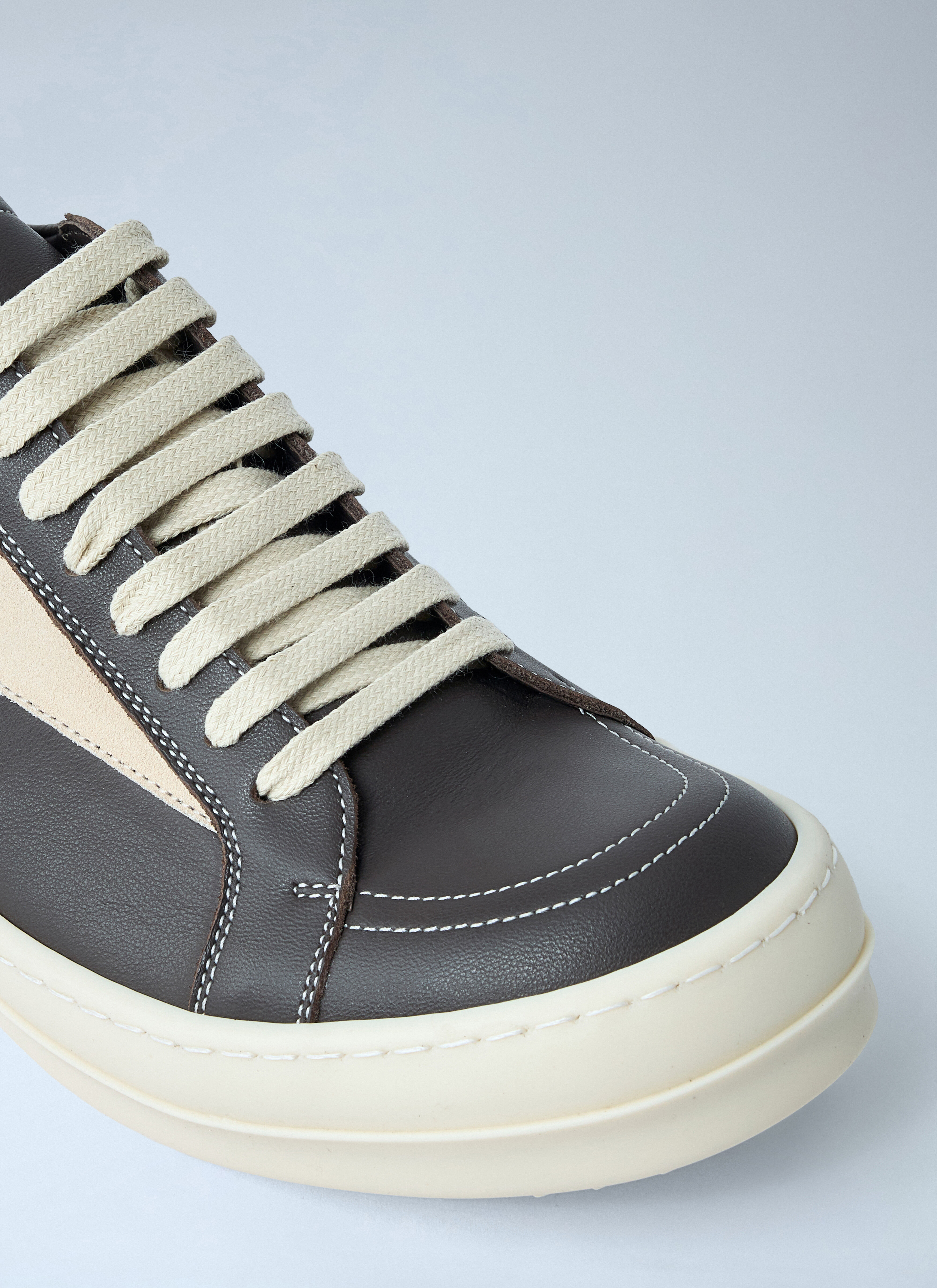 Vintage Sneakers - 3