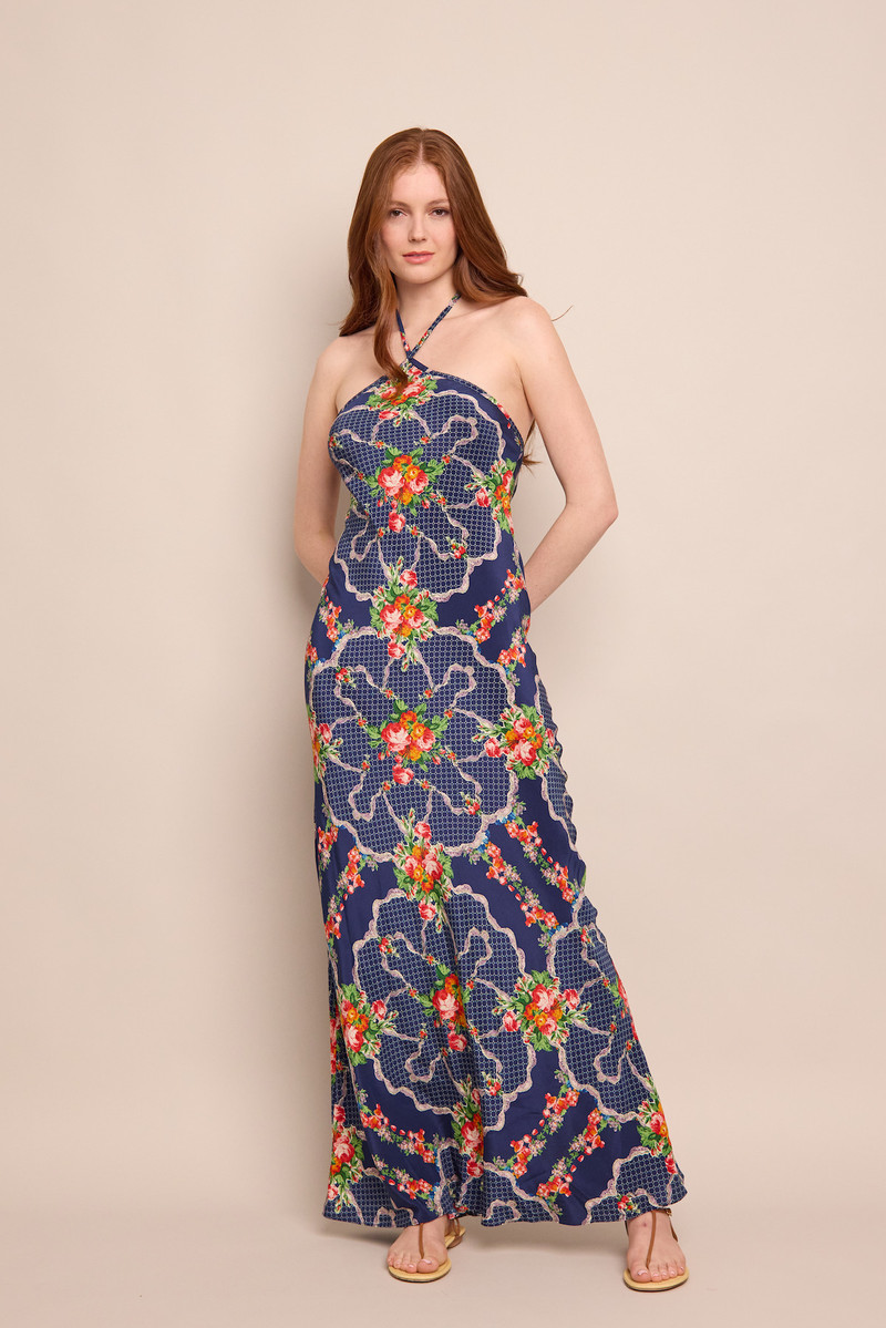 Cara Cara Andes Dress
Moves Like a Breeze and Stuns from Every Angle outlook