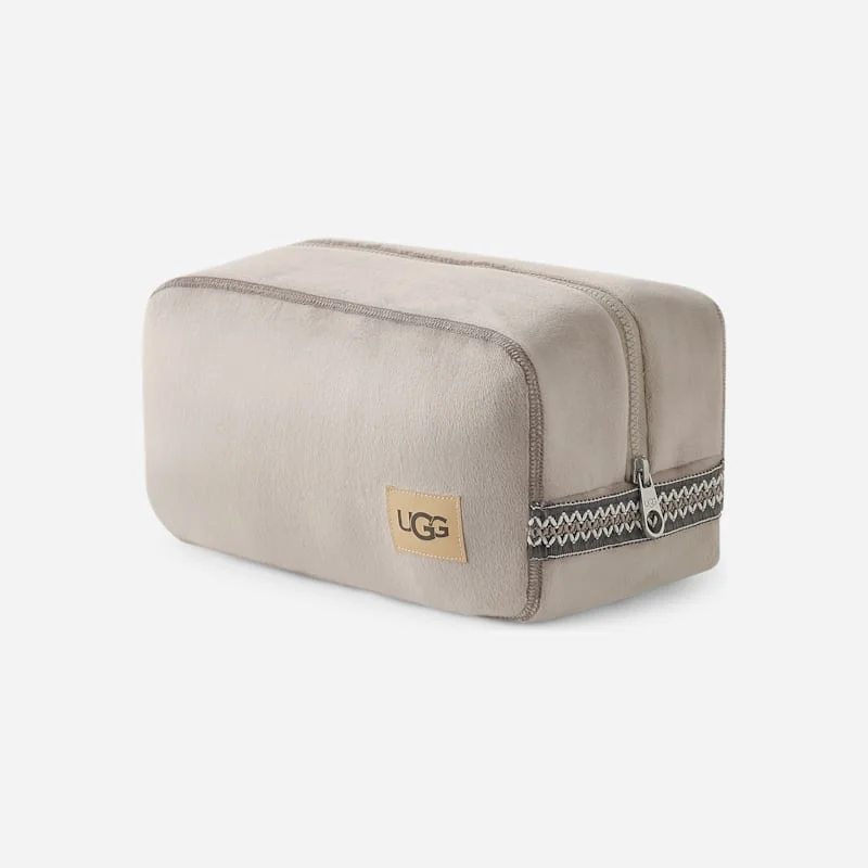 ® Raegen Travel Set Polyester Blankets in Oyster - 1