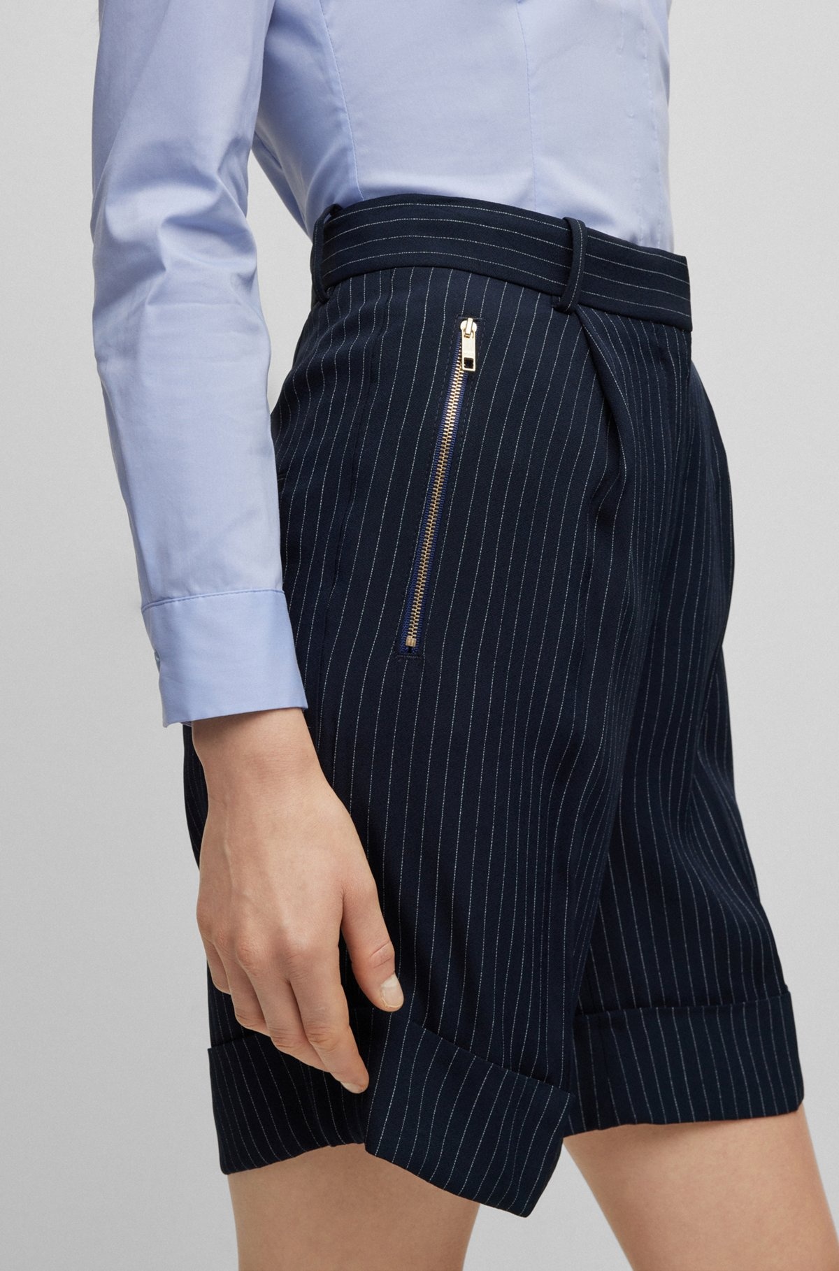 WIDE-LEG REGULAR-FIT PINSTRIPE SHORTS - 5