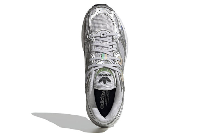 adidas (WMNS) adidas Astir GY9516 outlook