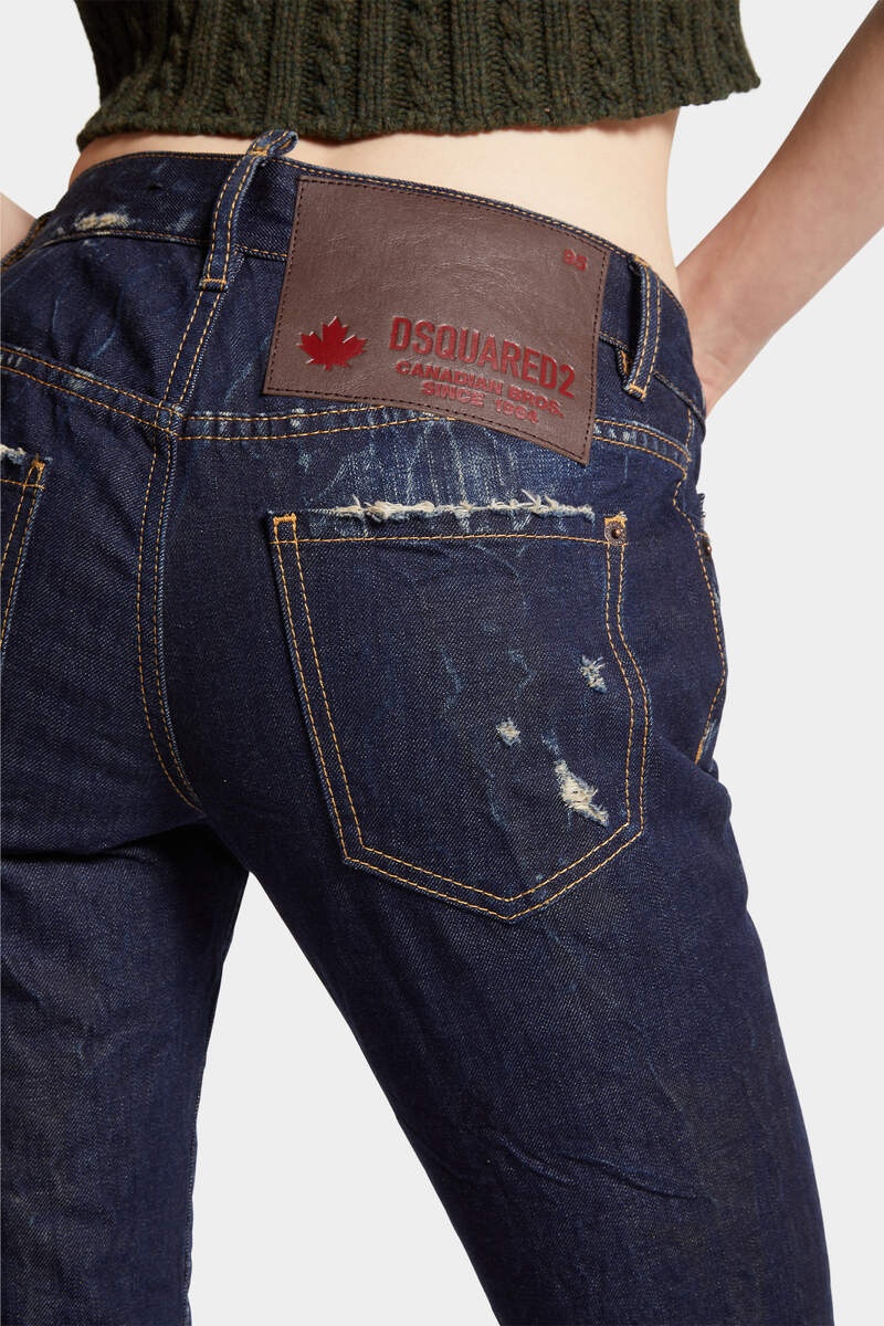 DARK CRINKLE WASH MEDIUM WAIST JENNIFER JEANS - 6