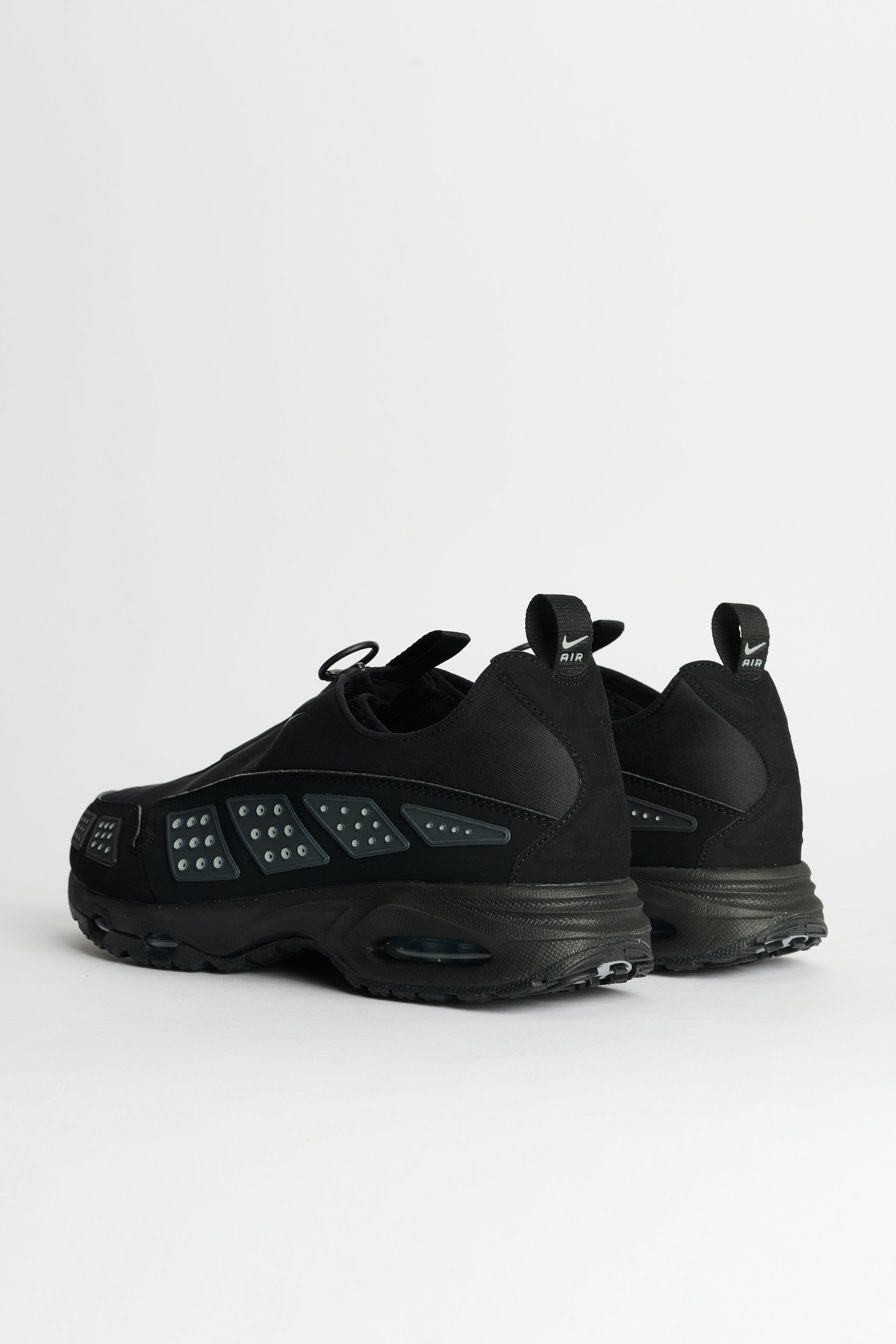 NIKE W AIR MAX SNDR BLACK / SILVER - 4