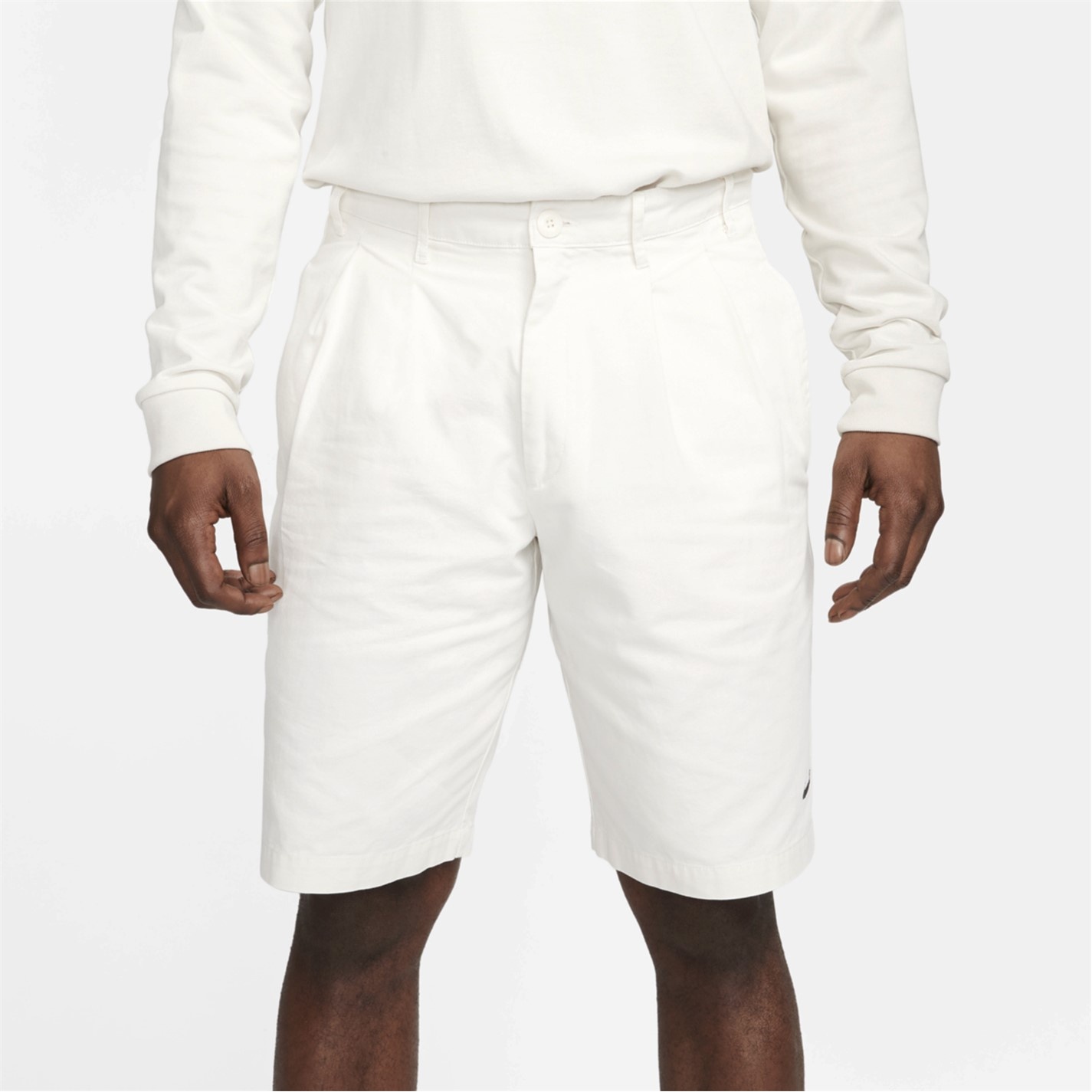 Pleated Chino Shorts - 2