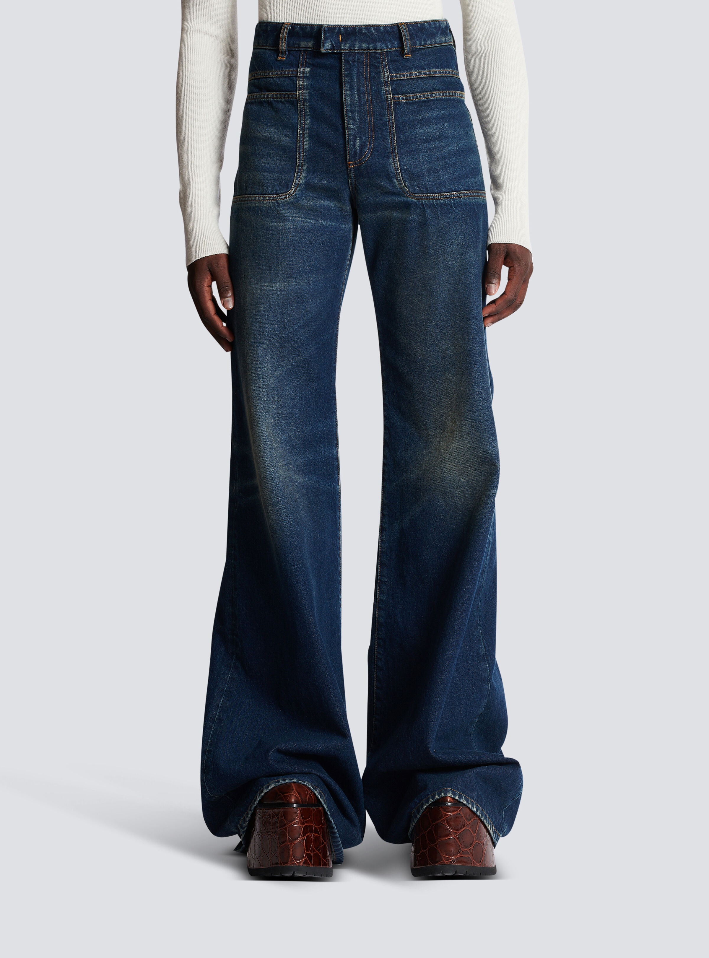 Flared denim jeans - 5