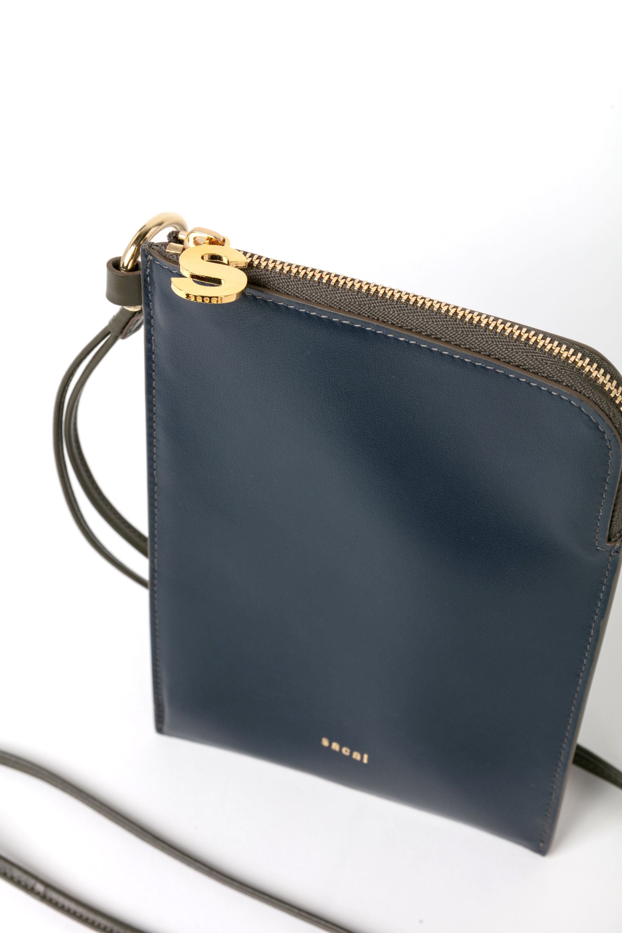 sacai 国内買付 Bicolor Mobile Pouch sacai Bicolor Mobile Pouch | REVERSIBLE