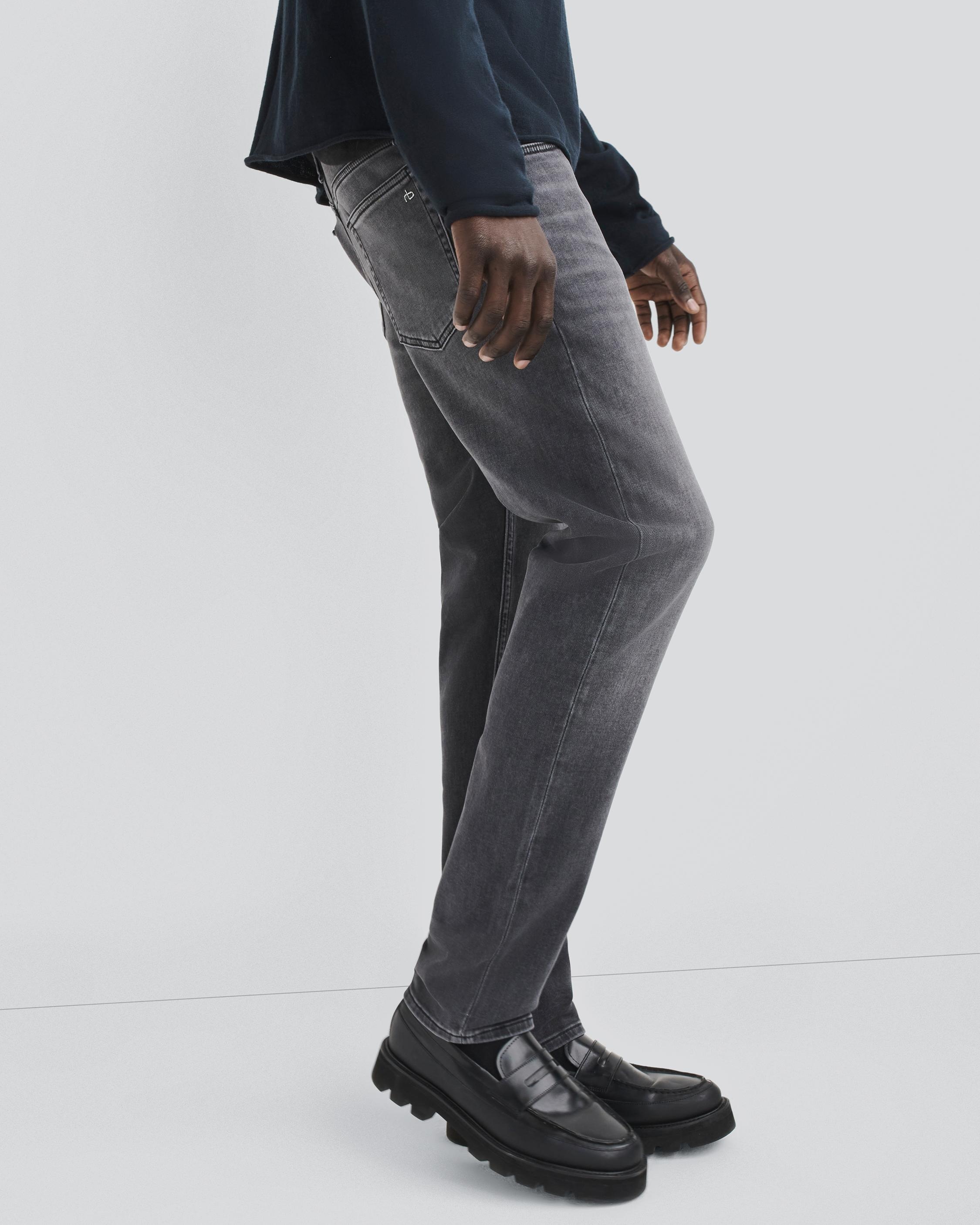 Fit 2 - Rydal
Slim Fit Action Loopback Jean - 2