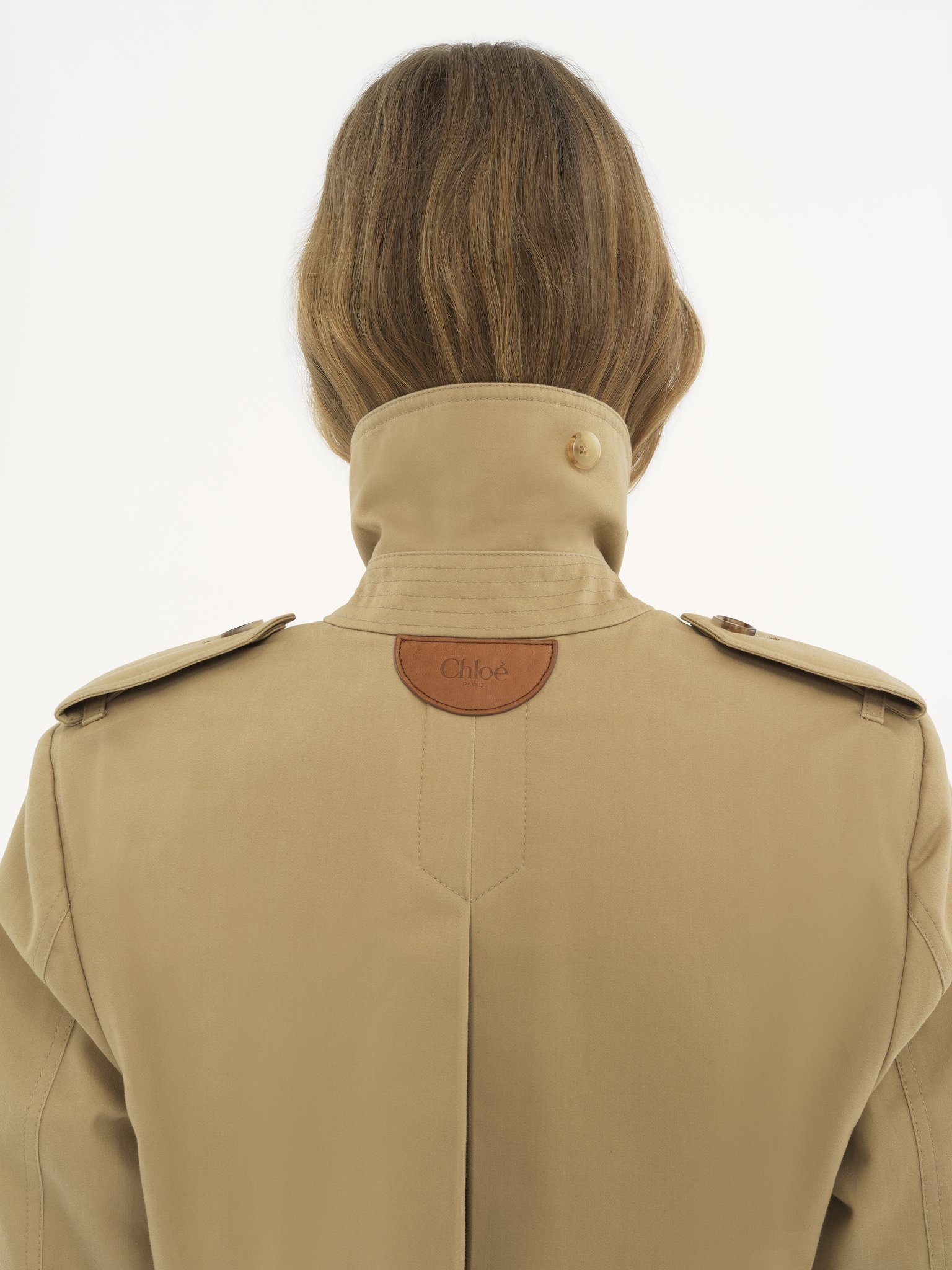 SHORT TRENCH COAT IN COTTON SATIN - 6