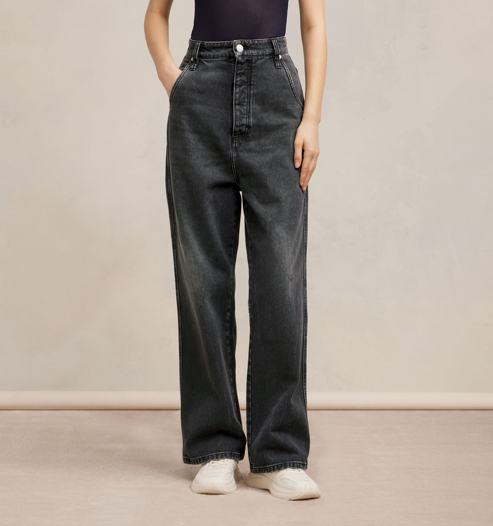 Baggy Fit Jeans - 7