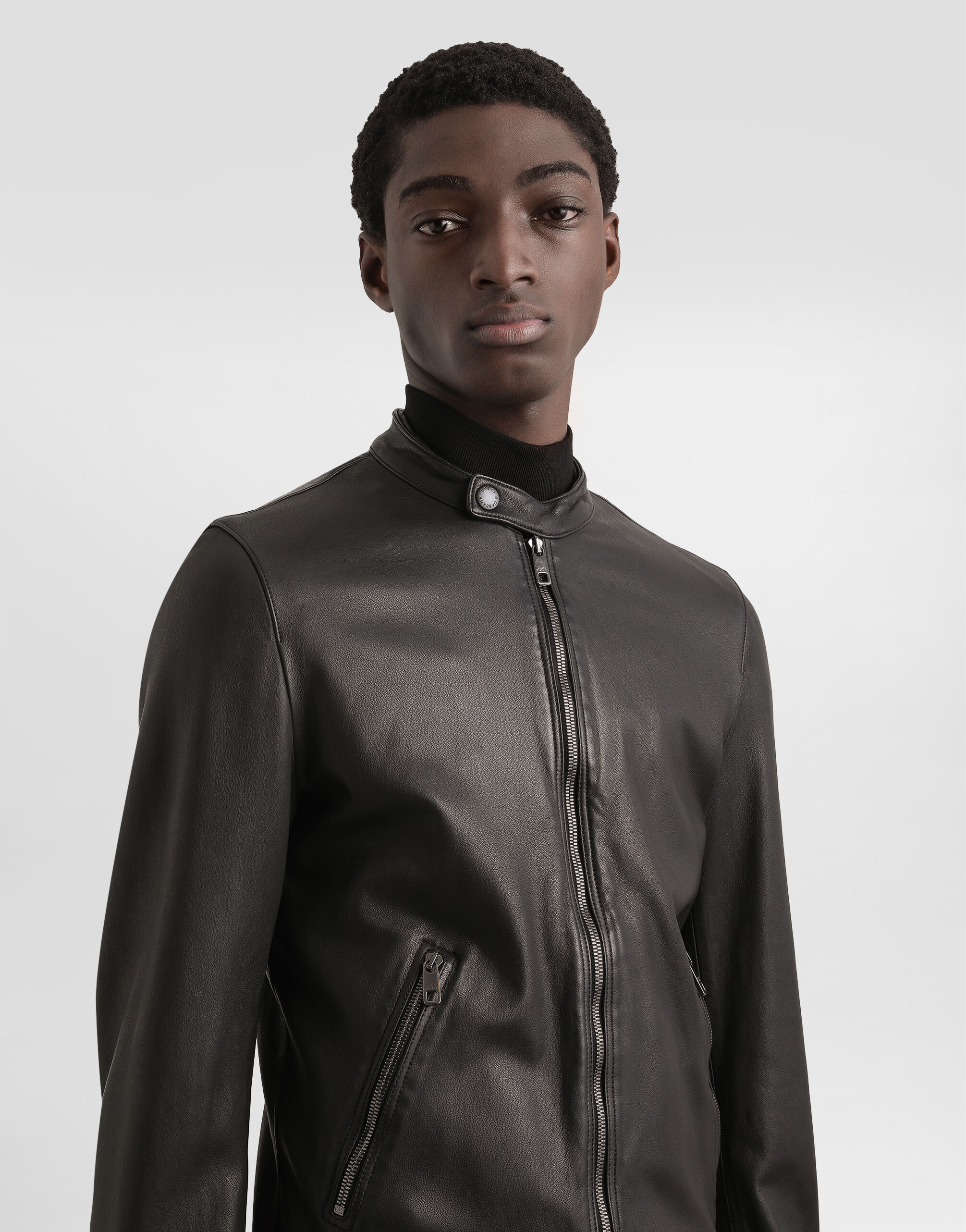 Leather jacket with zipper - 4