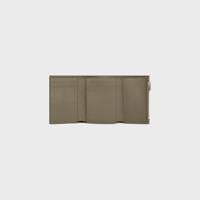 Fine Strap Wallet in Grained Calfskin 4