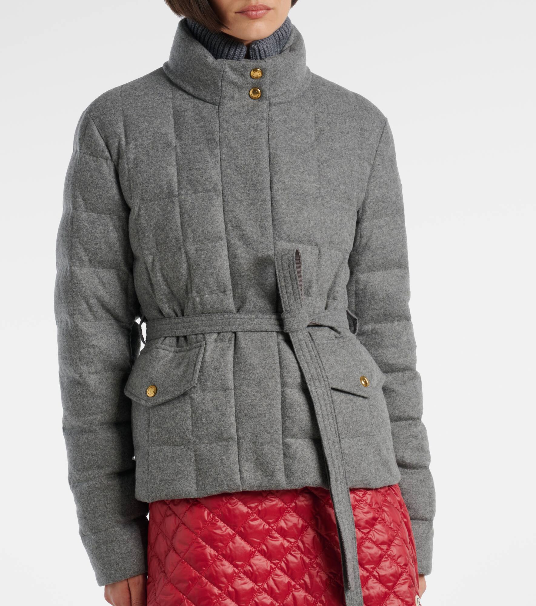Belted quilted down jacket - 6