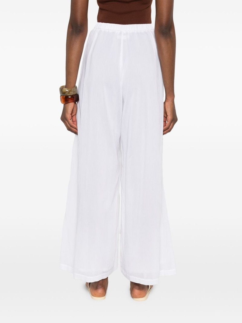 button-fastening trousers 4