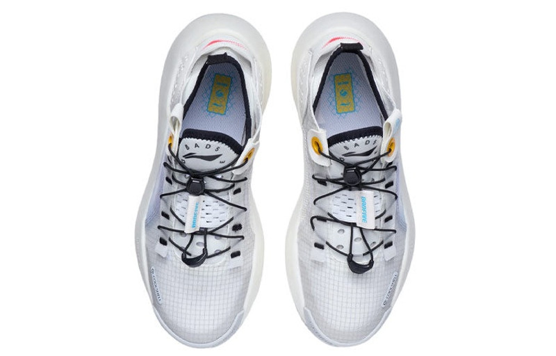 Li-Ning (WMNS) Li-Ning Badfive Dazzle mid 'White Blue' AGBR042-1 outlook