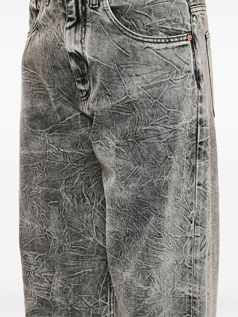 crinkled-finish wide-leg jeans - 7
