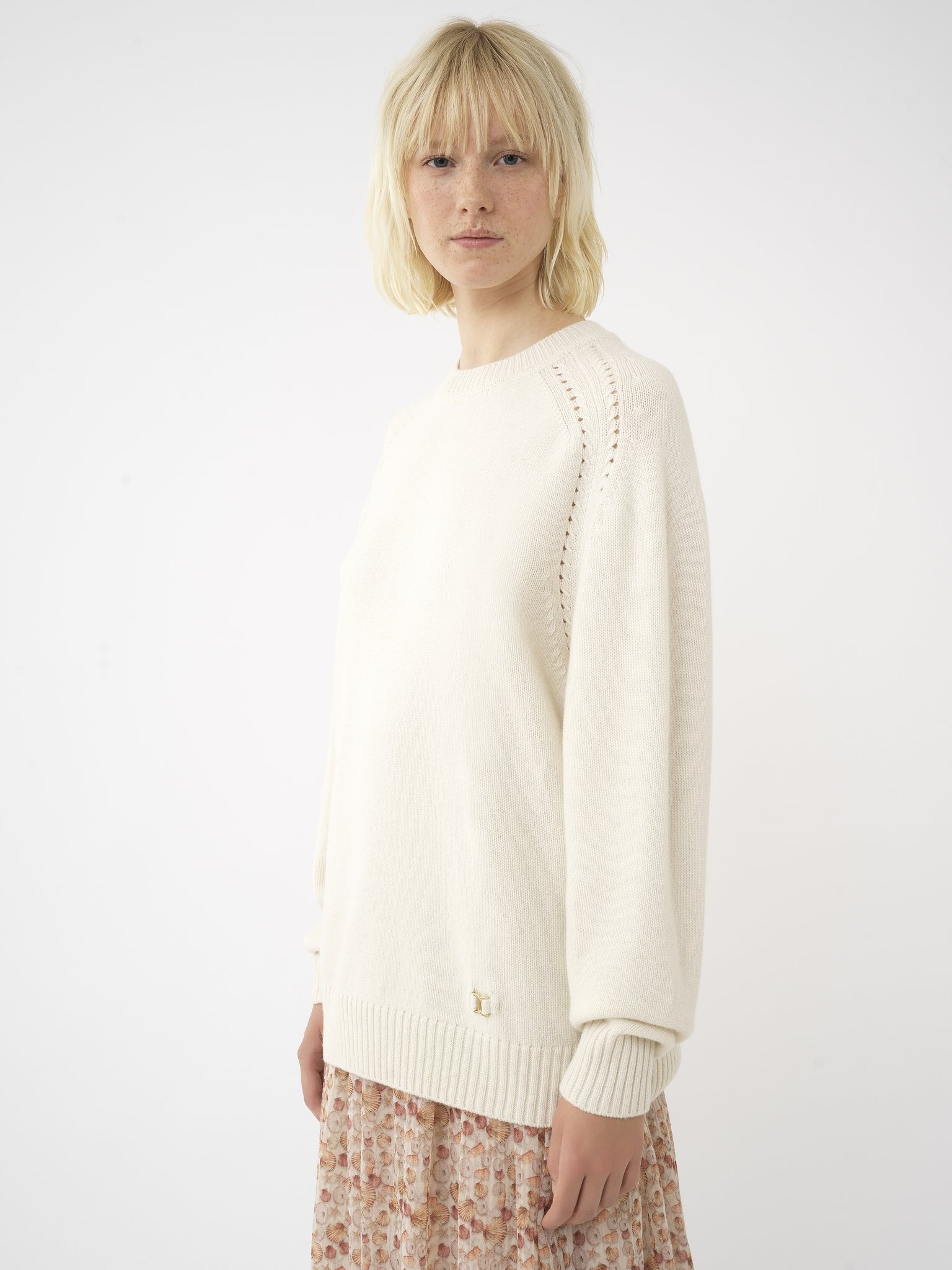 GENEROUS CREW-NECK SWEATER - 4