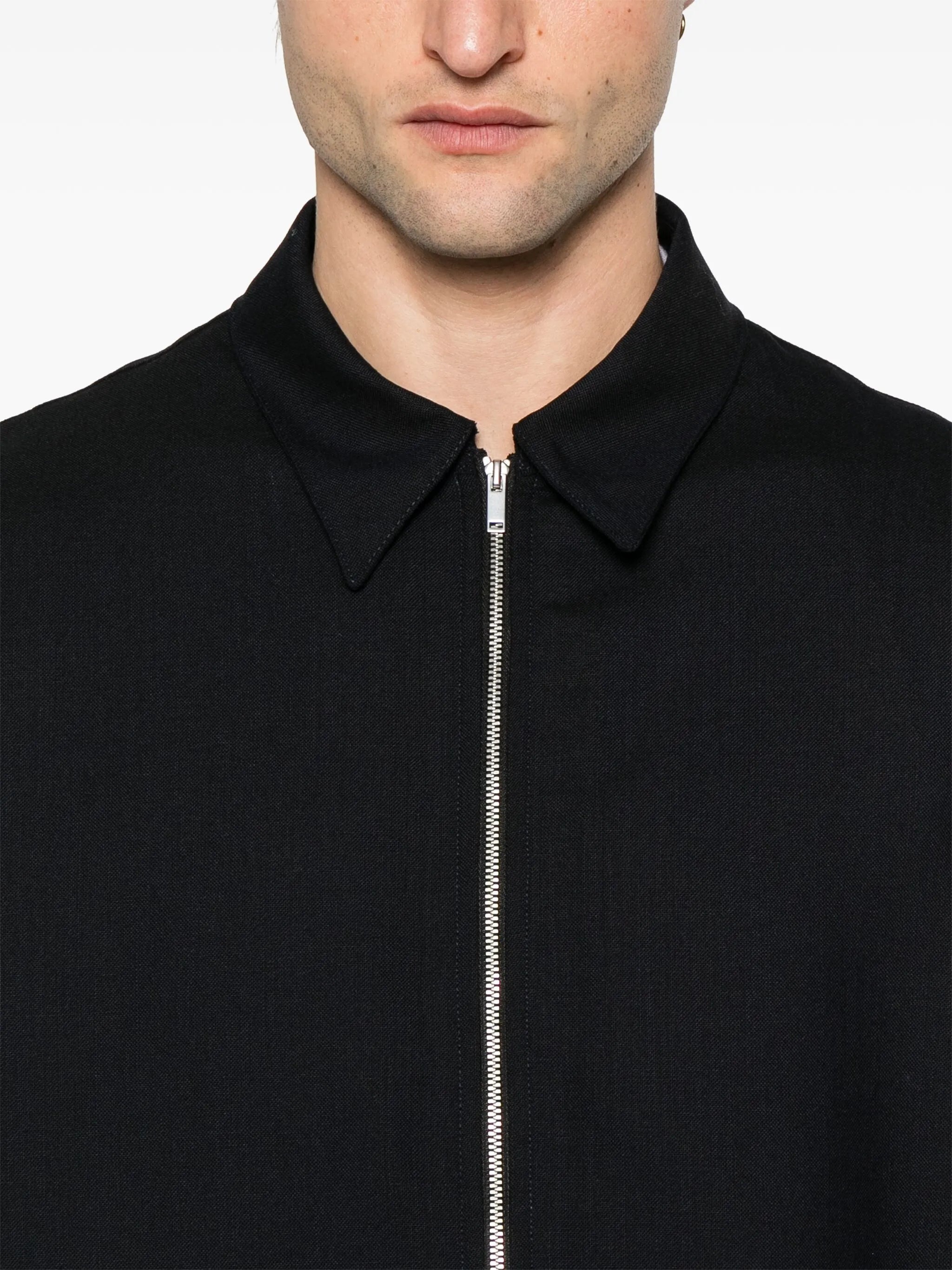 Short-sleeves Zip-up Shirt - 4