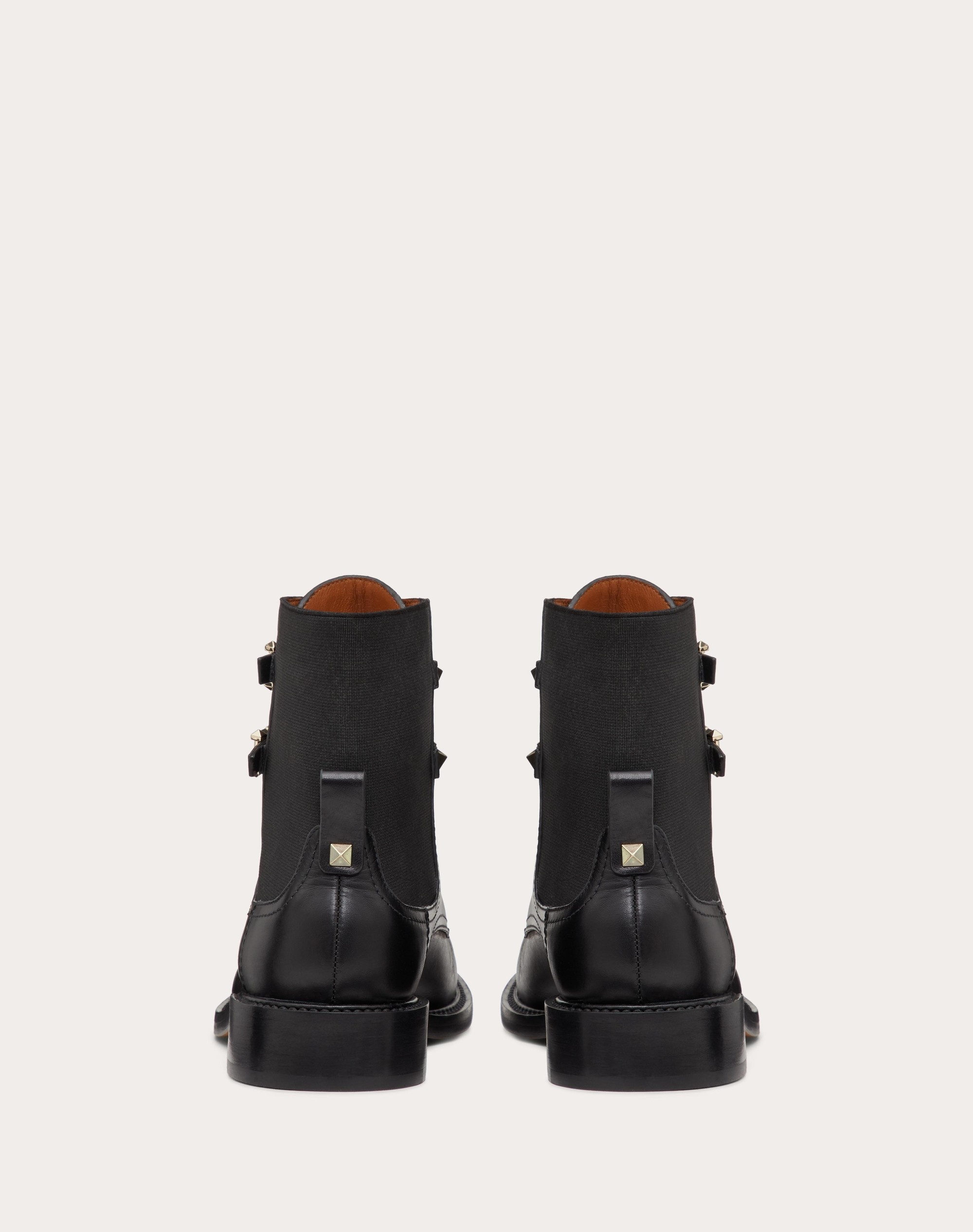 ROCKSTUD CALFSKIN ANKLE BOOT 20 MM - 3