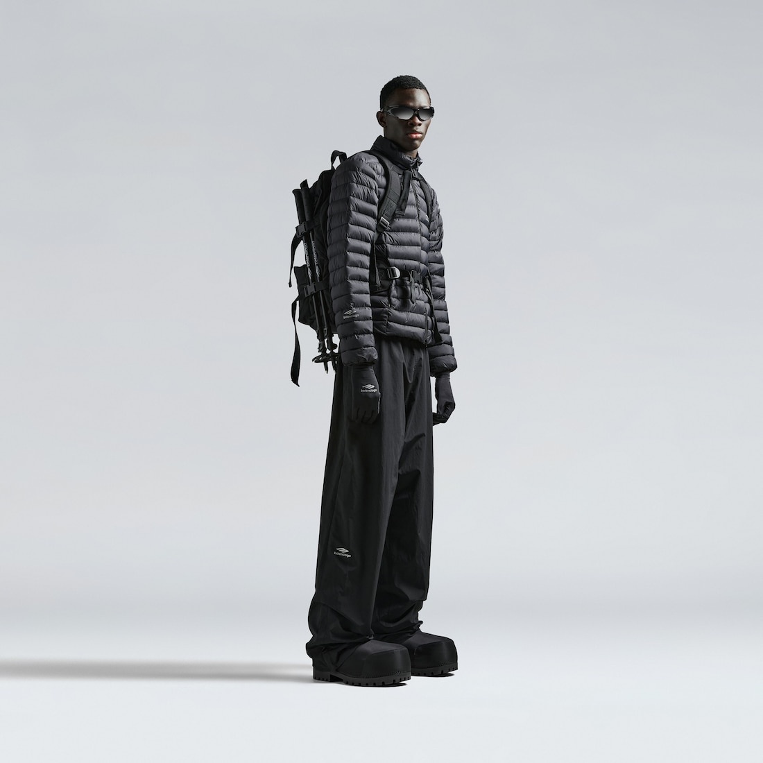 Men's Skiwear - 3b Sports Icon Ski Fitted Puffer in Black - 2