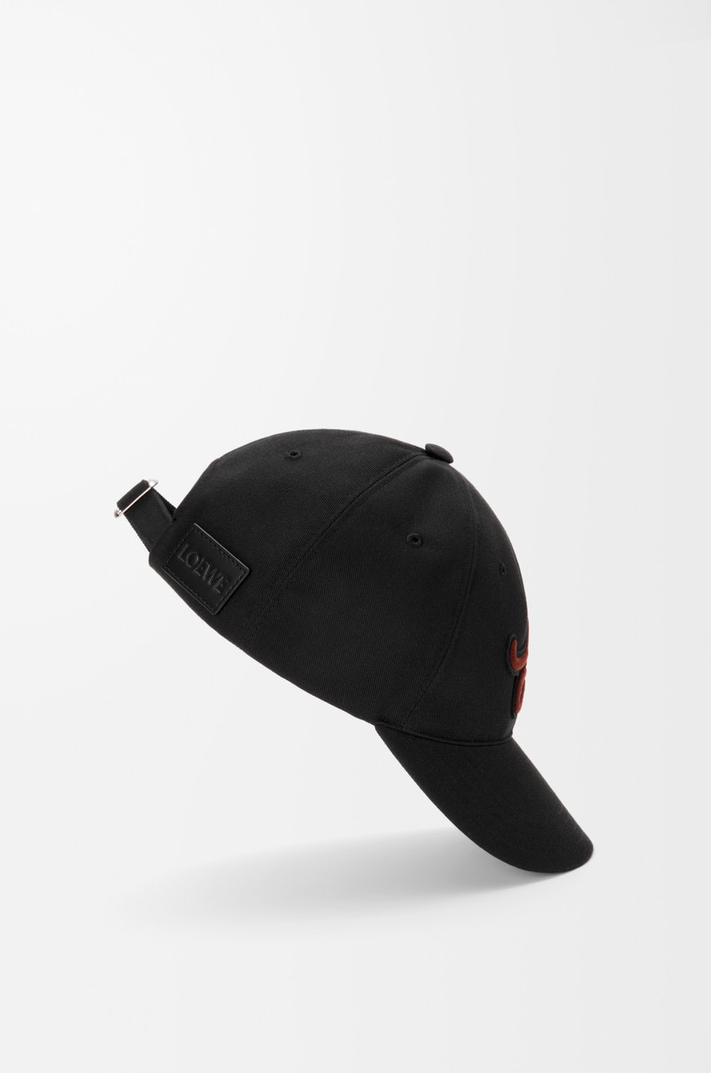 L patch cap in cotton 4