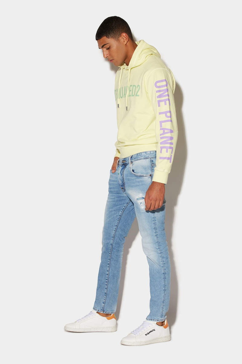 LIGHT WASH SKATER JEANS 1