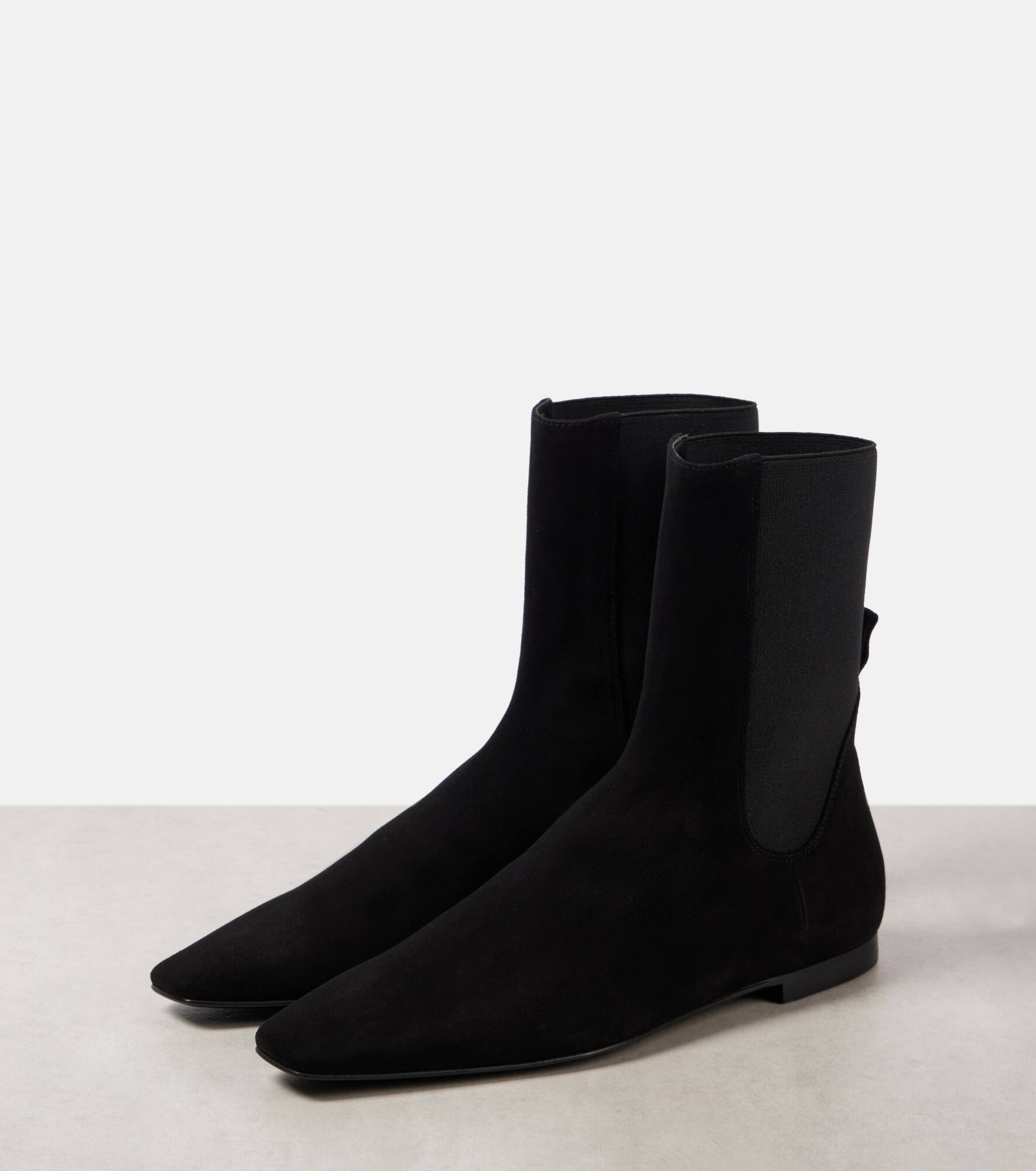 Suede chelsea boots - 4