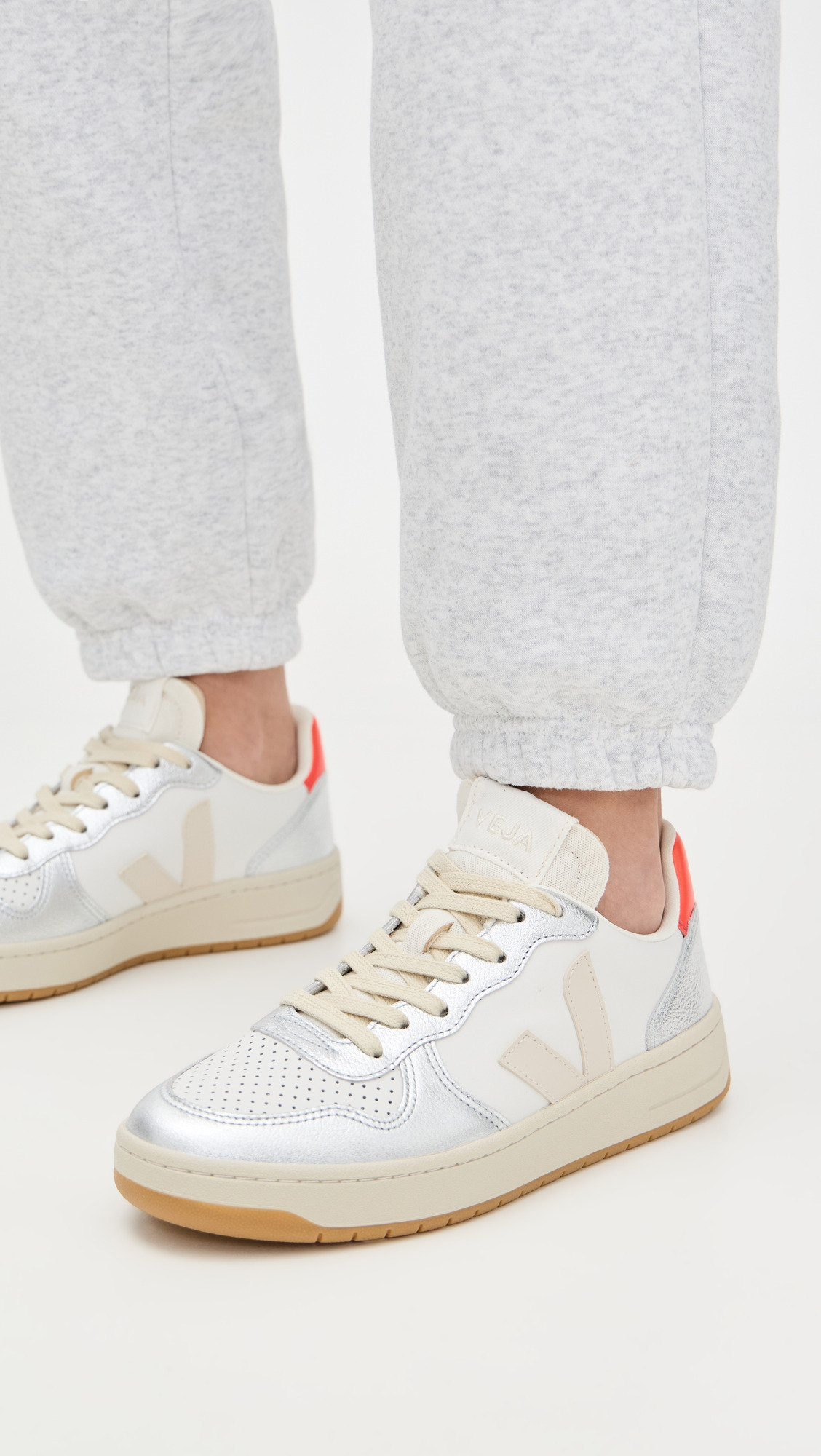 V-10 Sneakers - 2