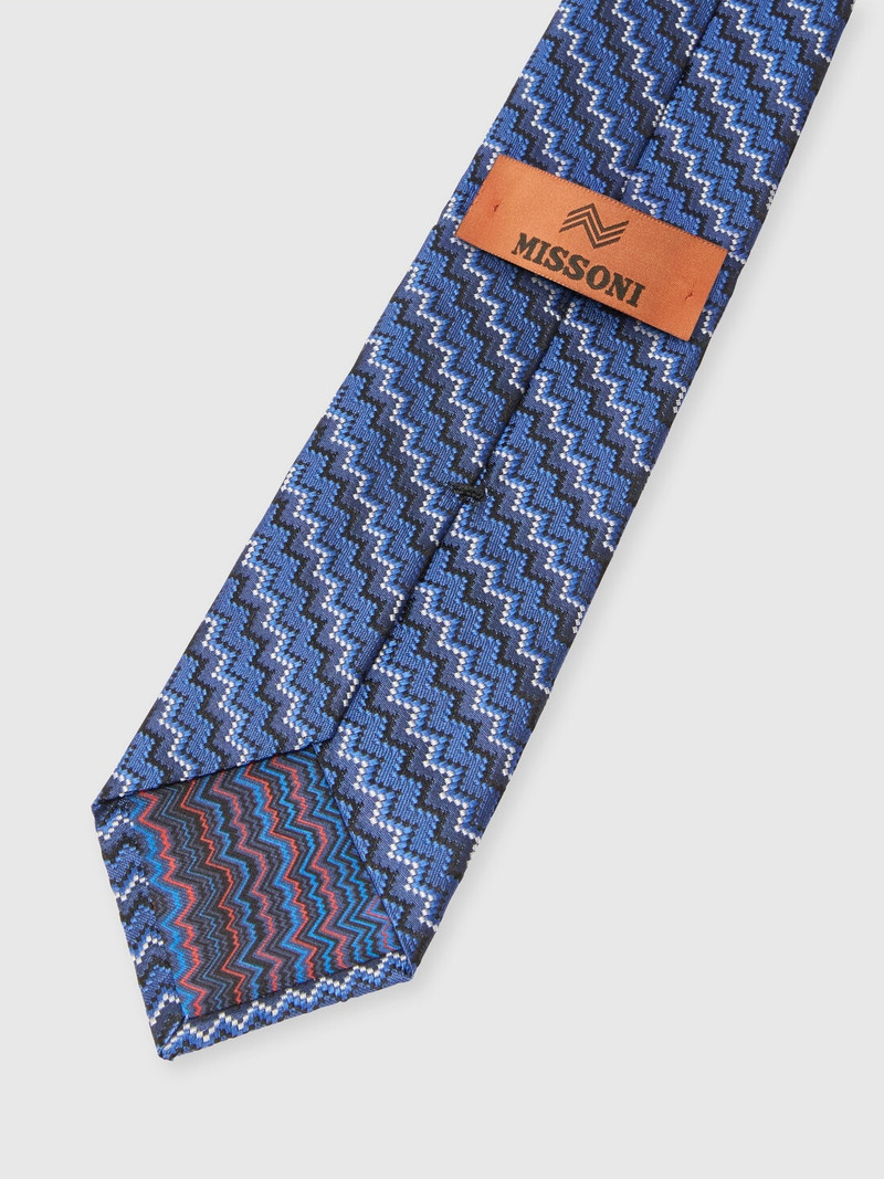 Chevron pattern tie 3