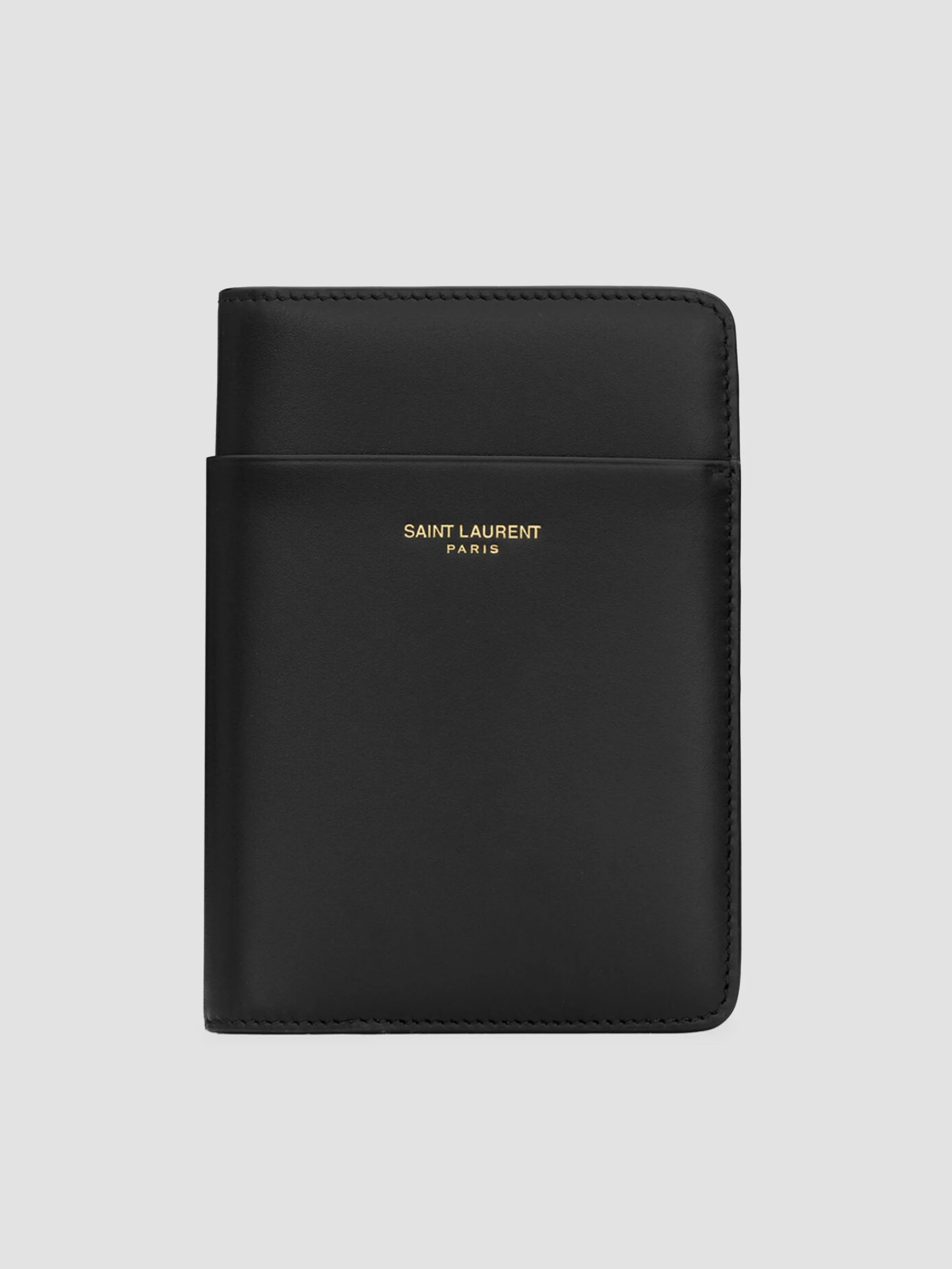 Passport Case in Smooth Leather - Black - 1