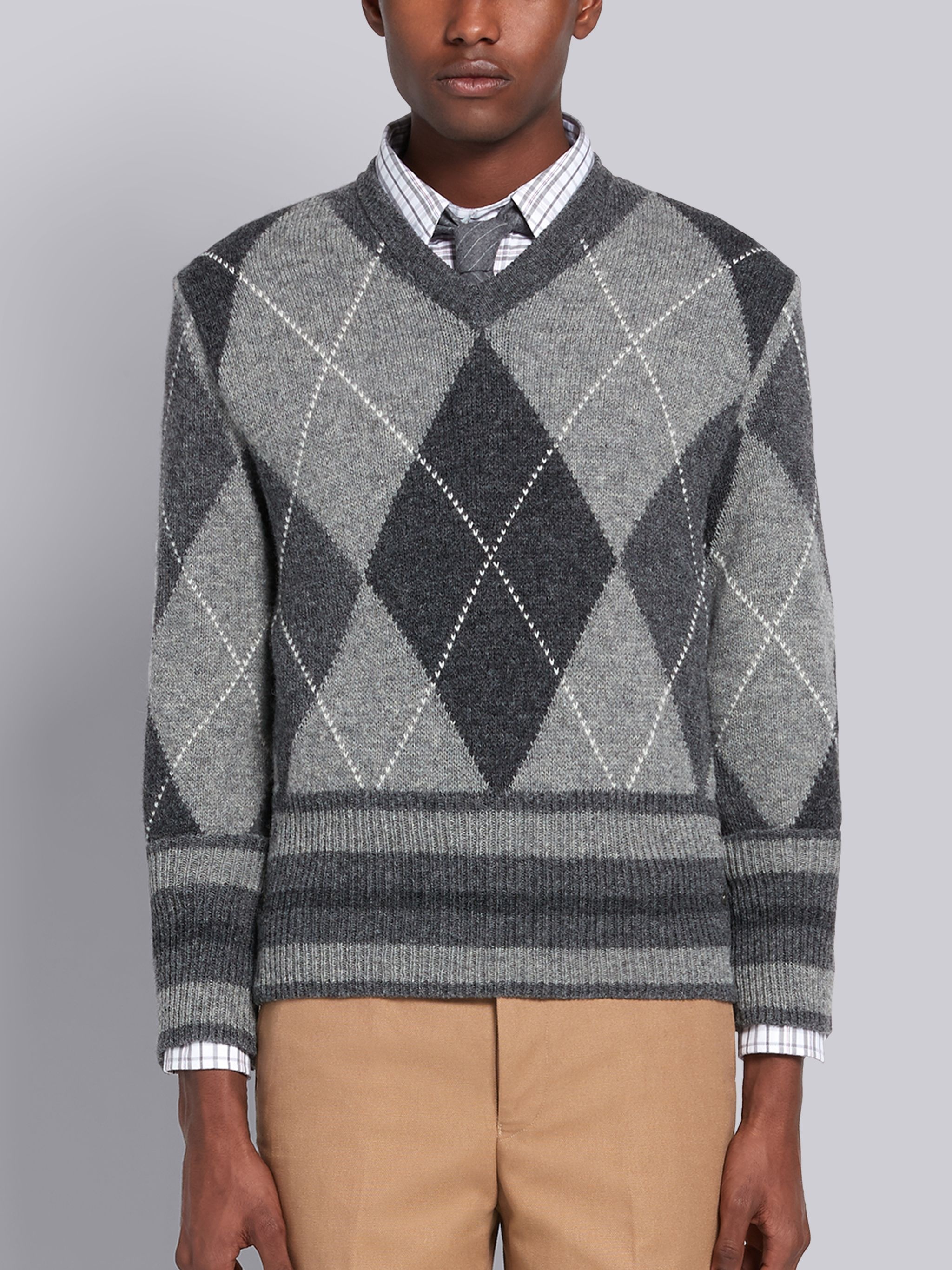 Tonal Grey Shetland Wool Argyle V-neck Pullover - 1