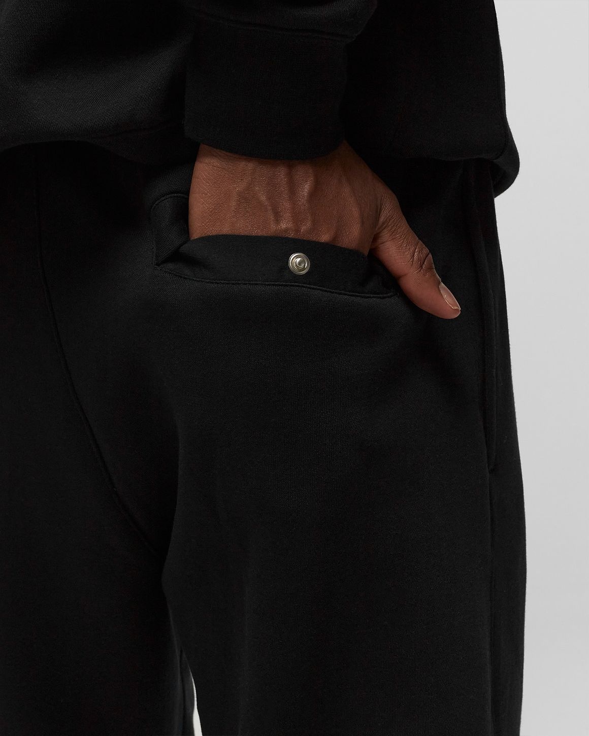 Club Fleece Cuffed Pant - 4