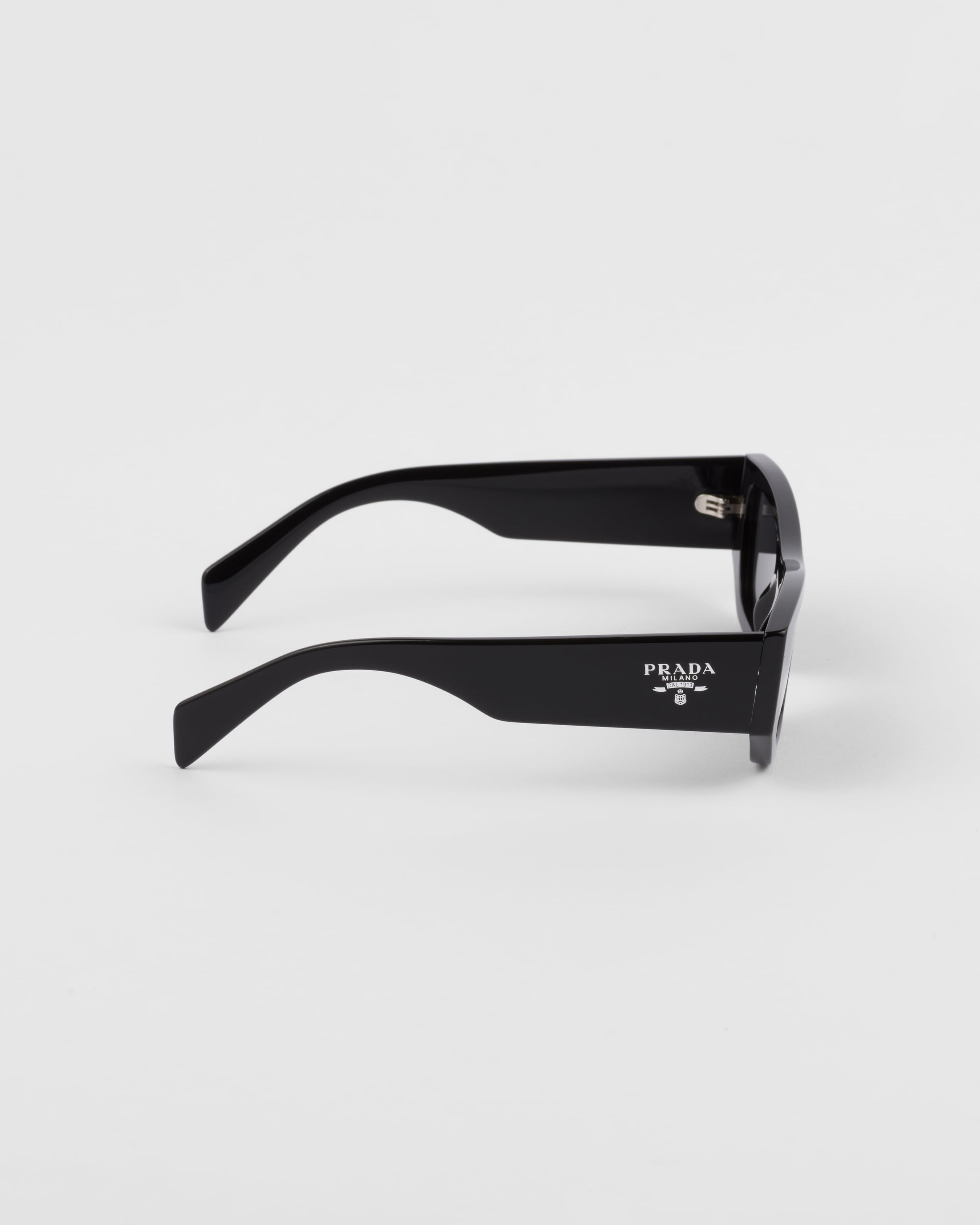 Sunglasses with Prada logo - 4