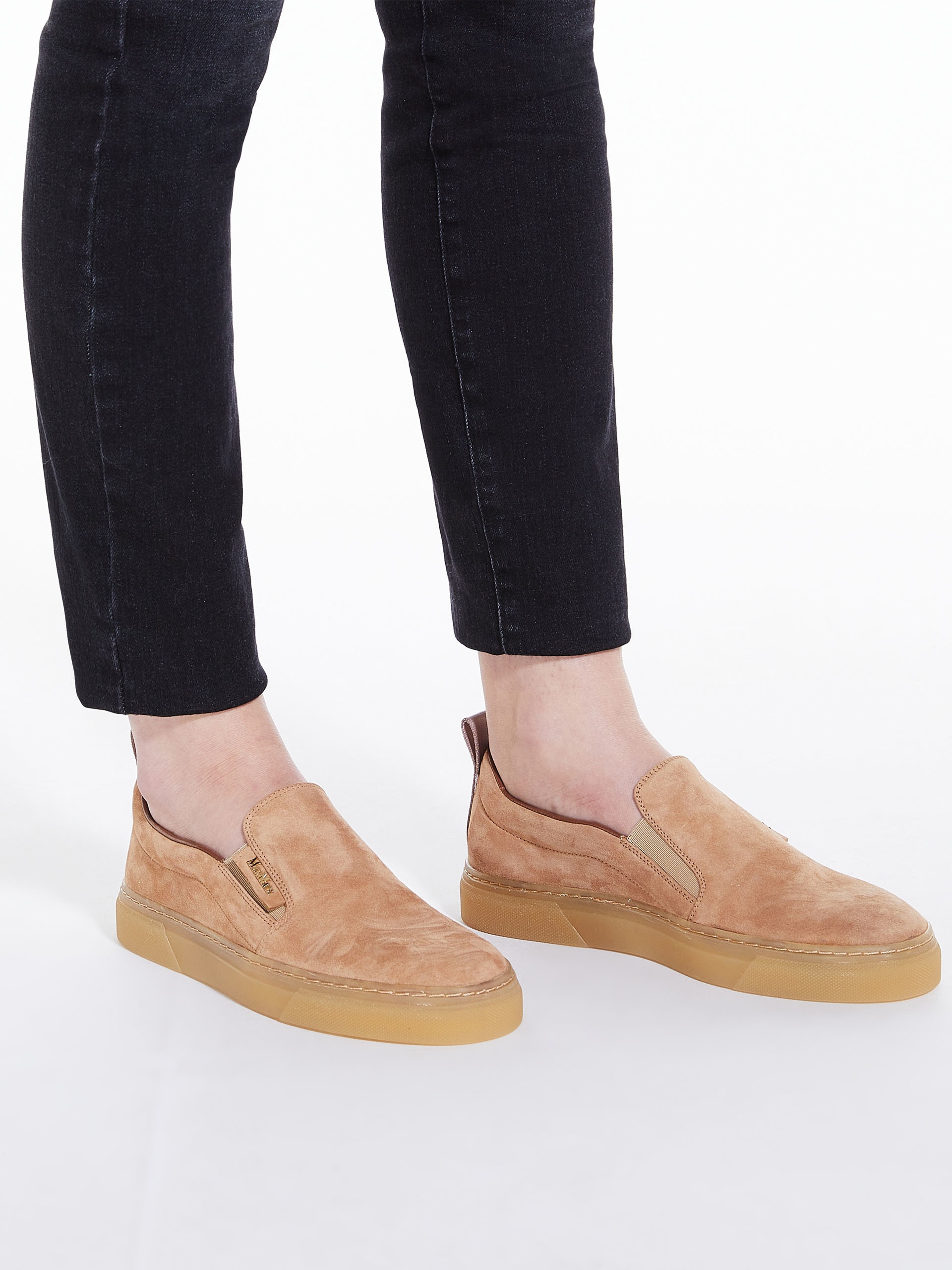 【関税込み】Max Mara タン Tiaf スリッポンスニーカー Max Mara タン Tiaf スリッポンスニーカー ブラック | Lyst