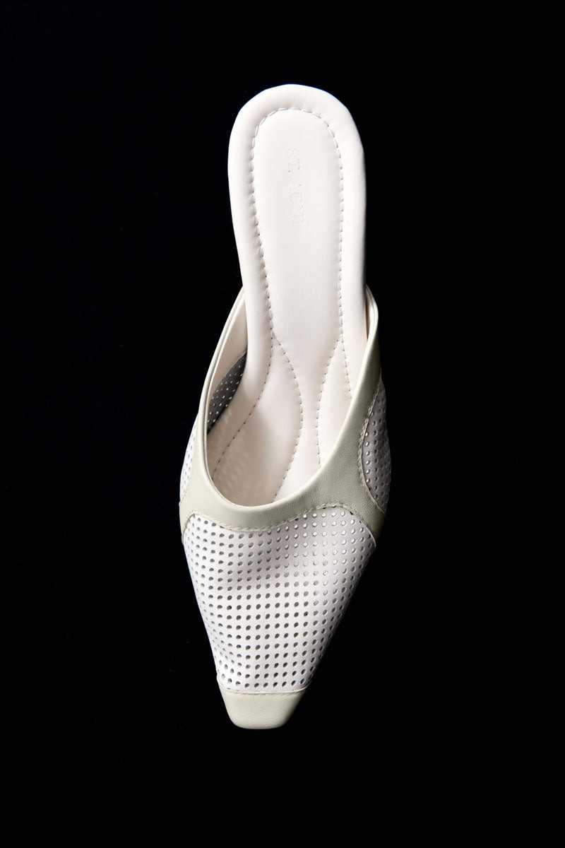 Perforated Heel - Off White - 3